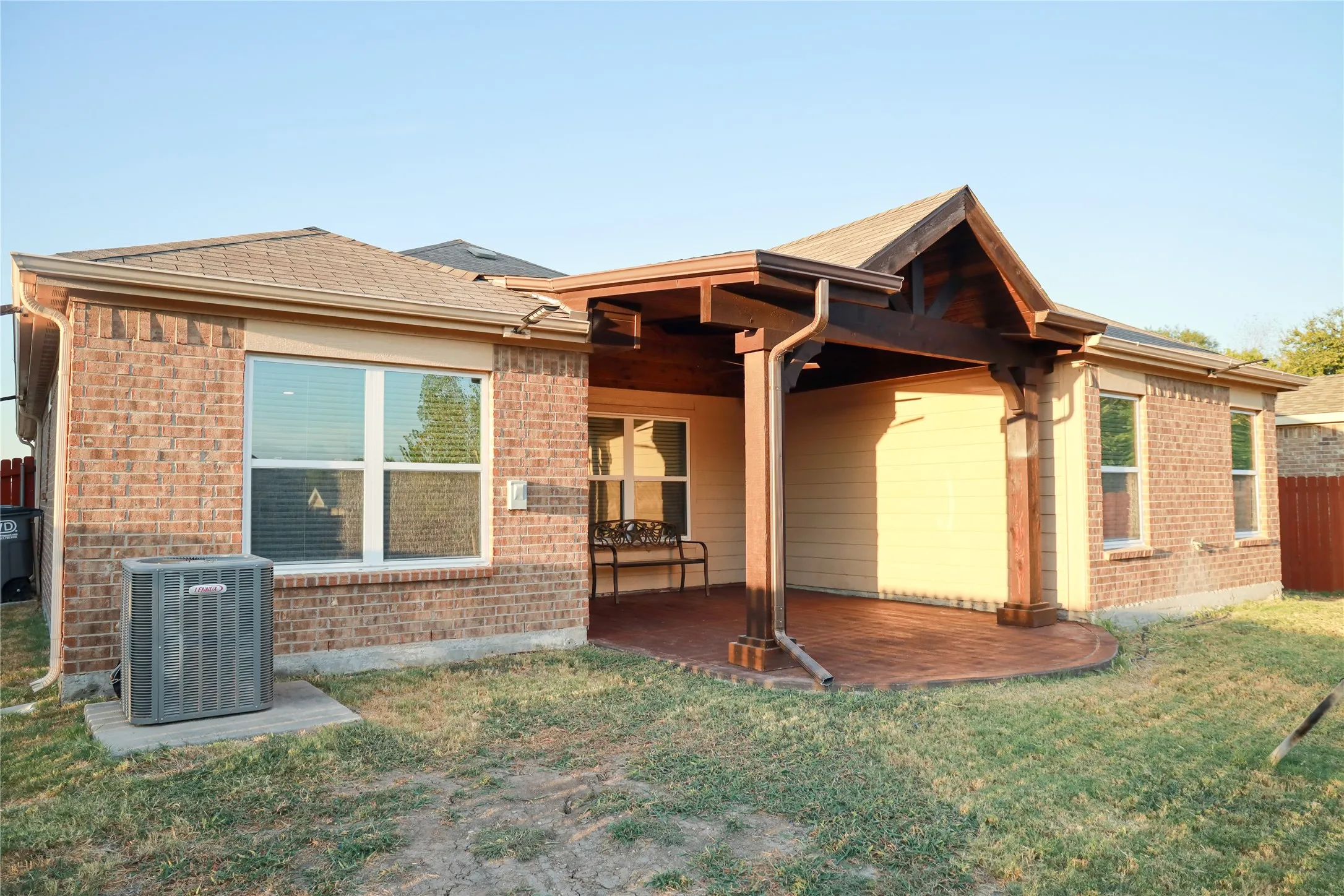 Single Family Residence For Sale in Collin County , 1427 Englemann Drive, Princeton, Texas 75407, 3 Bedroom, 2 Bathroom, 2 Garage spaces, 1,615 Sqft, built in 2016, mls#21403816, Real Estate Agent in Princeton, Homes For Sale in Collin county, Homes For Sale in Princeton, Realtor in Princeton Texas, Real Estate Brokerage Independent Realty Texas, Luminita Cordes Realtor