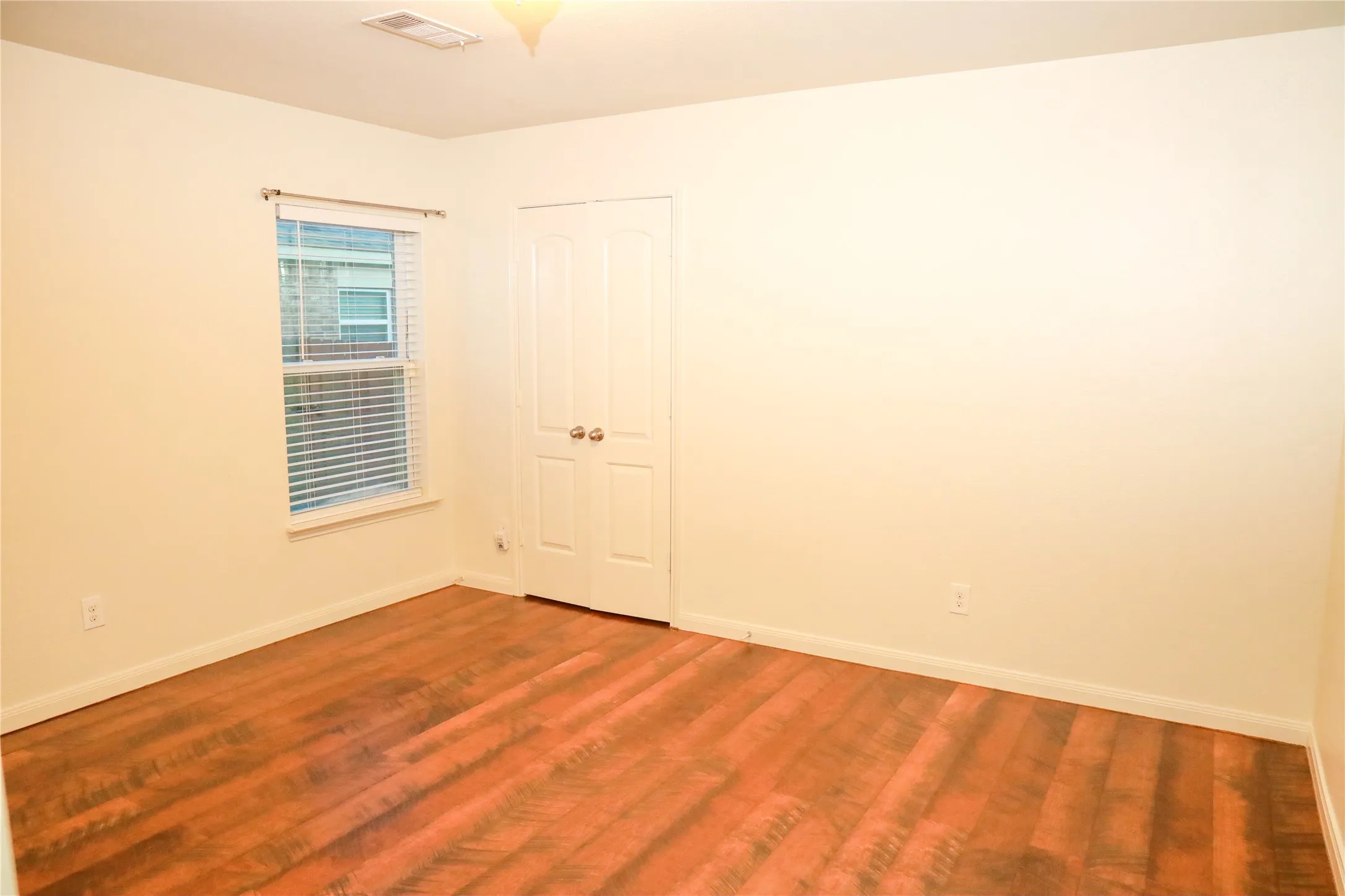 Single Family Residence For Sale in Collin County , 1427 Englemann Drive, Princeton, Texas 75407, 3 Bedroom, 2 Bathroom, 2 Garage spaces, 1,615 Sqft, built in 2016, mls#21403816, Real Estate Agent in Princeton, Homes For Sale in Collin county, Homes For Sale in Princeton, Realtor in Princeton Texas, Real Estate Brokerage Independent Realty Texas, Luminita Cordes Realtor