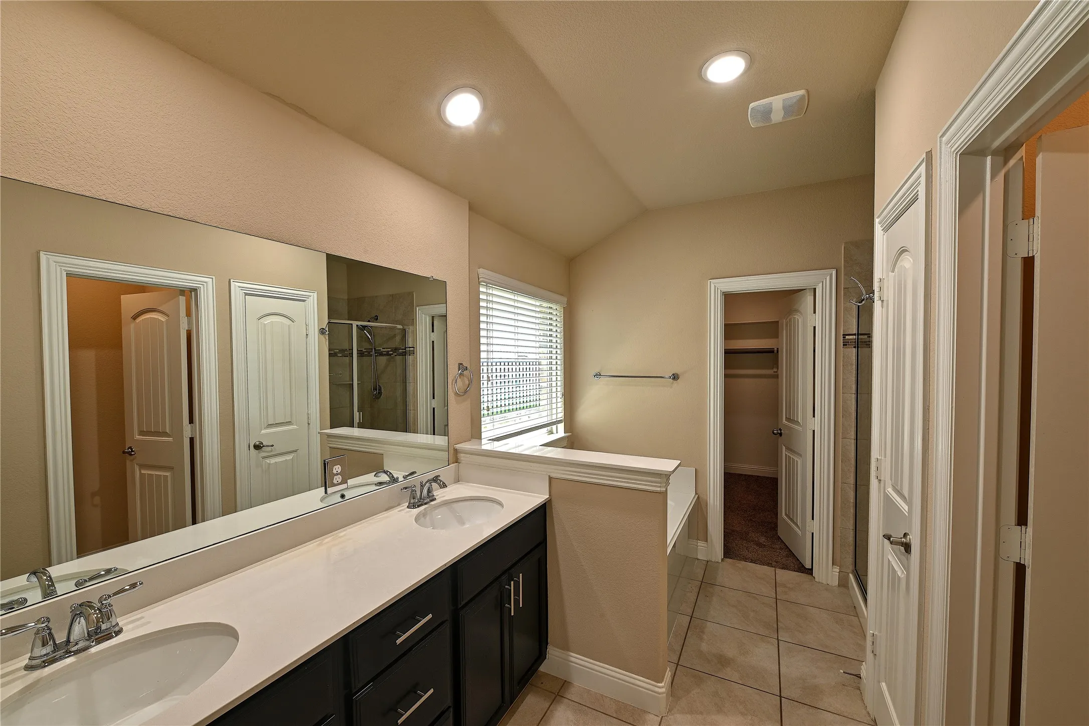 Single Family Residence For Rent in Collin County , 3720 Kendall Road, Melissa, Texas 75454, 3 Bedroom, 2 Bathroom, 2 Garage spaces, 1,897 Sqft, built in 2018, mls#21404381, Real Estate Agent in Melissa, Homes For Rent in Collin county, Homes For Rent in Melissa, Realtor in Melissa Texas, Real Estate Brokerage Independent Realty Texas, Luminita Cordes Realtor