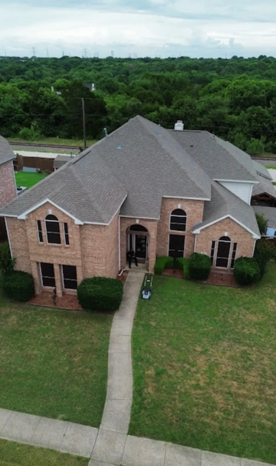 Single Family Residence For Sale in Dallas County , 1406 Bosher Drive, Cedar Hill, Texas 75104, 4 Bedroom, 4 Bathroom, 2 Garage spaces, 3,855 Sqft, built in 1996, mls#21404414, Real Estate Agent in Cedar Hill, Homes For Sale in Dallas county, Homes For Sale in Cedar Hill, Realtor in Cedar Hill Texas, Real Estate Brokerage Independent Realty Texas, Luminita Cordes Realtor