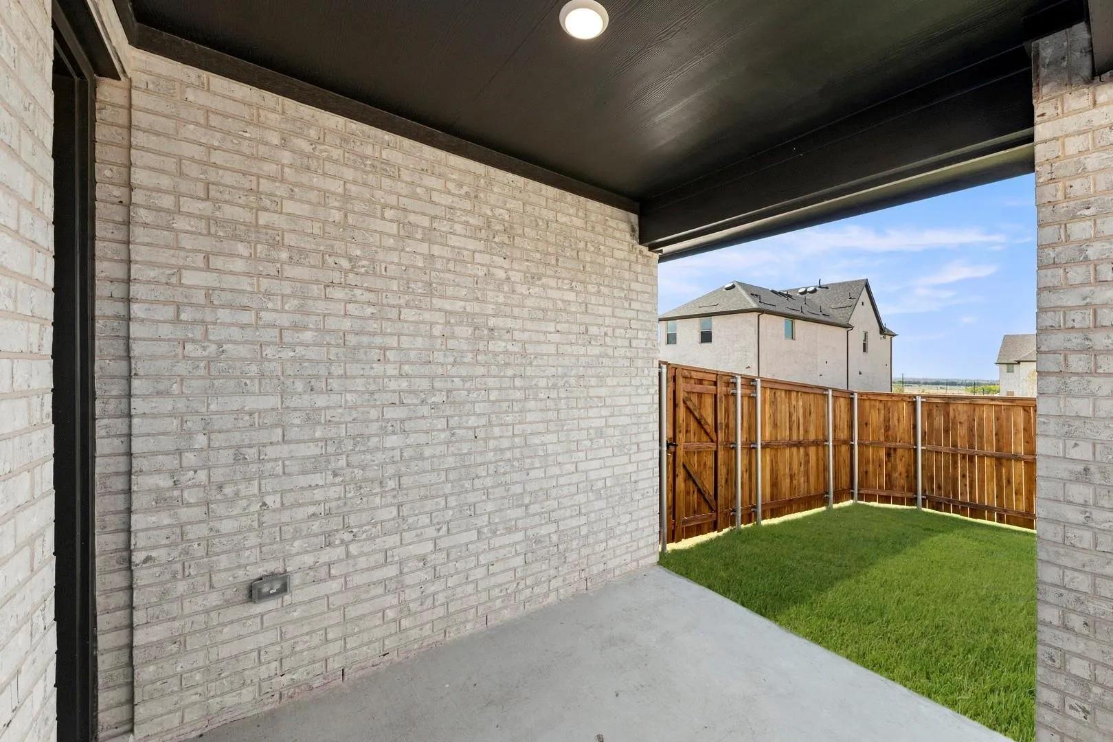 Single Family Residence For Rent in Collin County , 1429 Tipperary Drive, Celina, Texas 75009, 3 Bedroom, 2 Bathroom, 2 Garage spaces, 1,641 Sqft, built in 2025, mls#21402566, Real Estate Agent in Celina, Homes For Rent in Collin county, Homes For Rent in Celina, Realtor in Celina Texas, Real Estate Brokerage Independent Realty Texas, Luminita Cordes Realtor