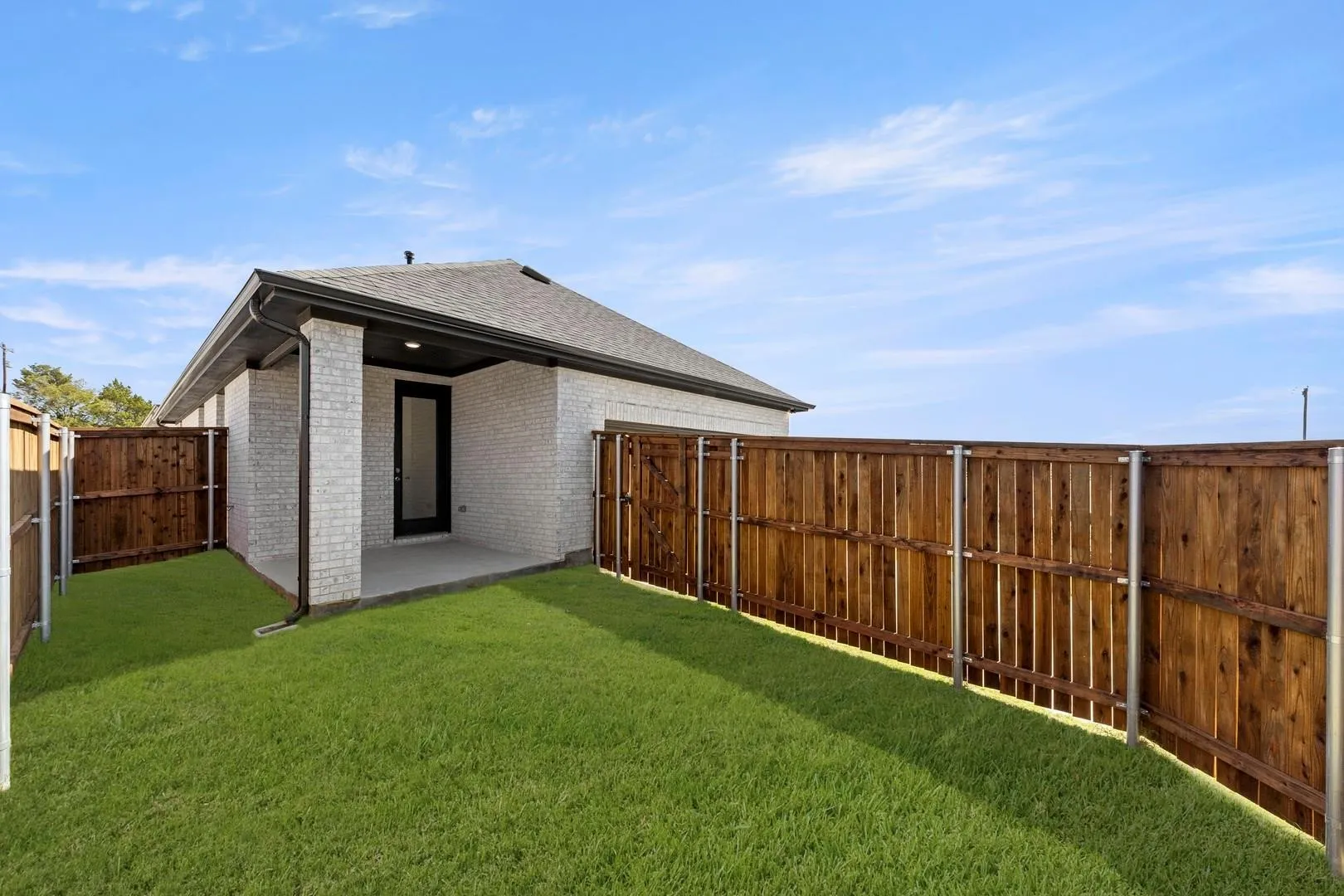 Single Family Residence For Rent in Collin County , 1429 Tipperary Drive, Celina, Texas 75009, 3 Bedroom, 2 Bathroom, 2 Garage spaces, 1,641 Sqft, built in 2025, mls#21402566, Real Estate Agent in Celina, Homes For Rent in Collin county, Homes For Rent in Celina, Realtor in Celina Texas, Real Estate Brokerage Independent Realty Texas, Luminita Cordes Realtor