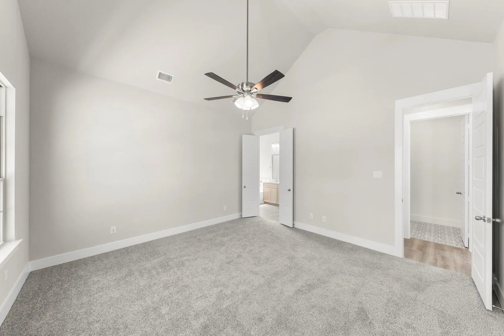 Single Family Residence For Rent in Collin County , 1429 Tipperary Drive, Celina, Texas 75009, 3 Bedroom, 2 Bathroom, 2 Garage spaces, 1,641 Sqft, built in 2025, mls#21402566, Real Estate Agent in Celina, Homes For Rent in Collin county, Homes For Rent in Celina, Realtor in Celina Texas, Real Estate Brokerage Independent Realty Texas, Luminita Cordes Realtor
