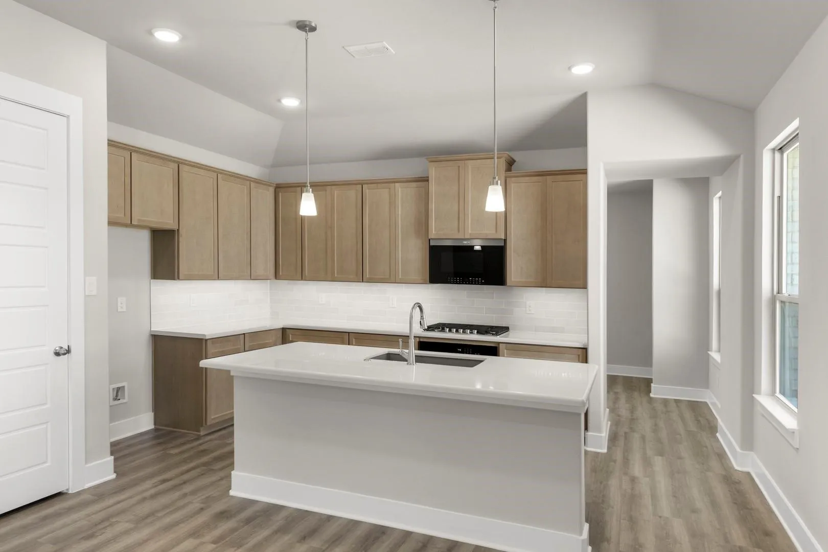 Single Family Residence For Rent in Collin County , 1429 Tipperary Drive, Celina, Texas 75009, 3 Bedroom, 2 Bathroom, 2 Garage spaces, 1,641 Sqft, built in 2025, mls#21402566, Real Estate Agent in Celina, Homes For Rent in Collin county, Homes For Rent in Celina, Realtor in Celina Texas, Real Estate Brokerage Independent Realty Texas, Luminita Cordes Realtor