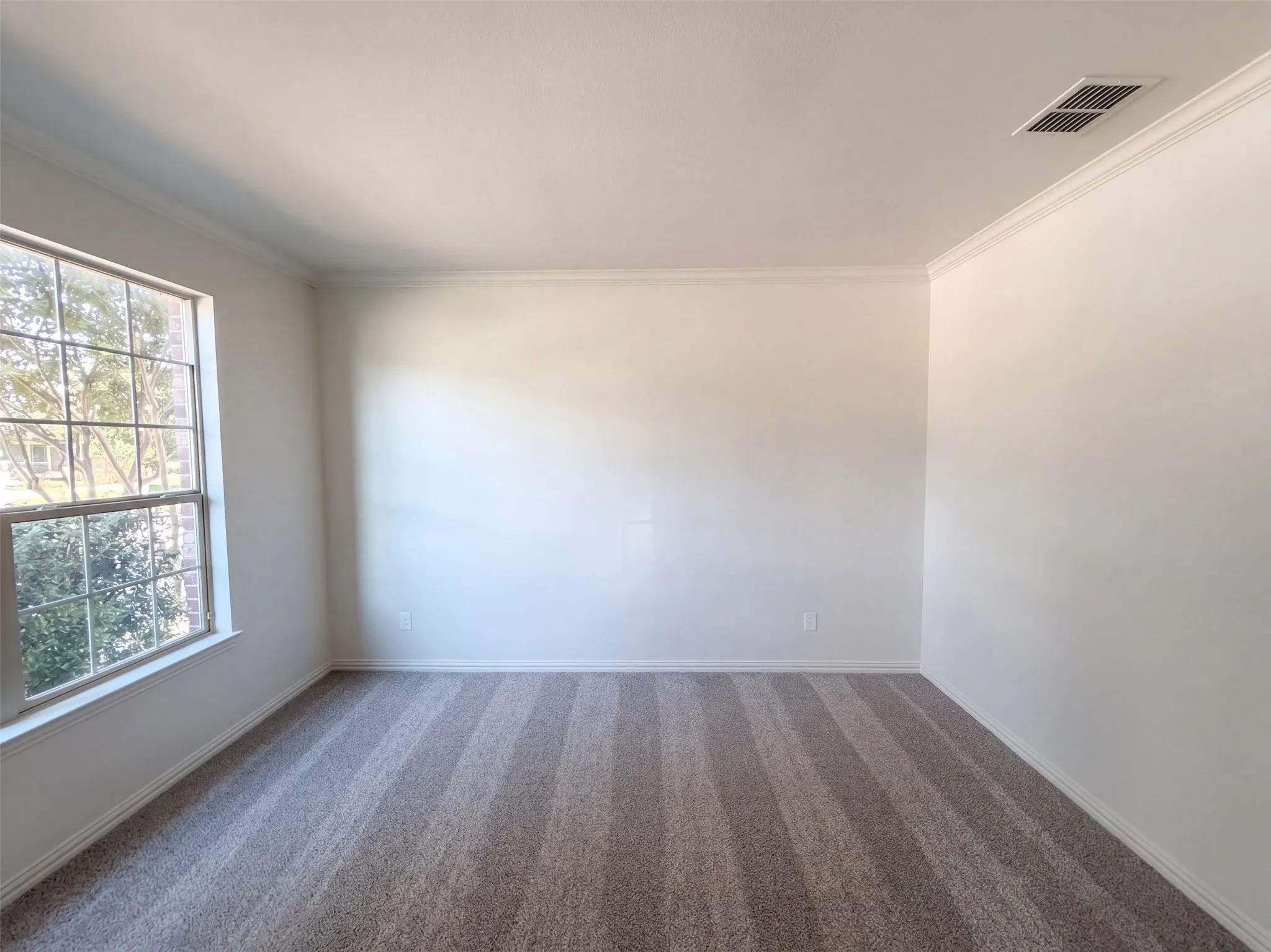 Single Family Residence For Sale in Denton County , 1617 Fallingwater Trail, Haslet, Texas 76177, 4 Bedroom, 3 Bathroom, 2 Garage spaces, 3,057 Sqft, built in 2009, mls#21404425, Real Estate Agent in Haslet, Homes For Sale in Denton county, Homes For Sale in Haslet, Realtor in Haslet Texas, Real Estate Brokerage Independent Realty Texas, Luminita Cordes Realtor