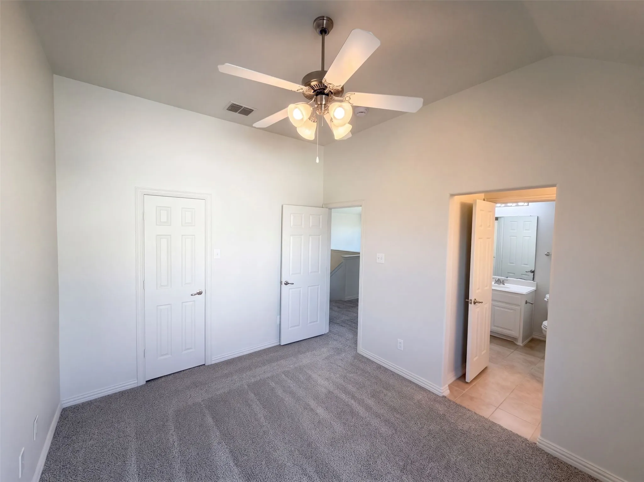 Single Family Residence For Sale in Denton County , 1617 Fallingwater Trail, Haslet, Texas 76177, 4 Bedroom, 3 Bathroom, 2 Garage spaces, 3,057 Sqft, built in 2009, mls#21404425, Real Estate Agent in Haslet, Homes For Sale in Denton county, Homes For Sale in Haslet, Realtor in Haslet Texas, Real Estate Brokerage Independent Realty Texas, Luminita Cordes Realtor