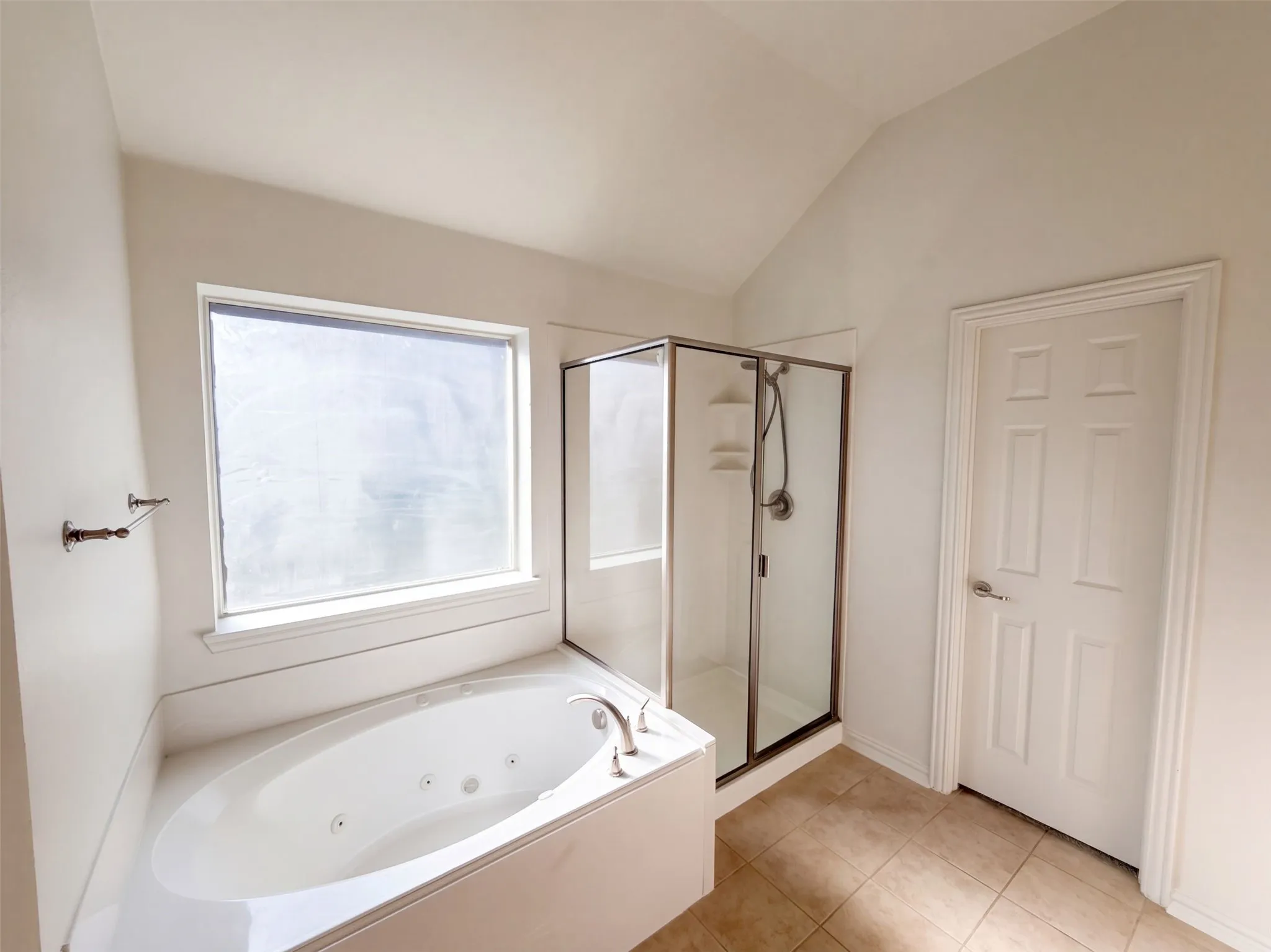 Single Family Residence For Sale in Denton County , 1617 Fallingwater Trail, Haslet, Texas 76177, 4 Bedroom, 3 Bathroom, 2 Garage spaces, 3,057 Sqft, built in 2009, mls#21404425, Real Estate Agent in Haslet, Homes For Sale in Denton county, Homes For Sale in Haslet, Realtor in Haslet Texas, Real Estate Brokerage Independent Realty Texas, Luminita Cordes Realtor