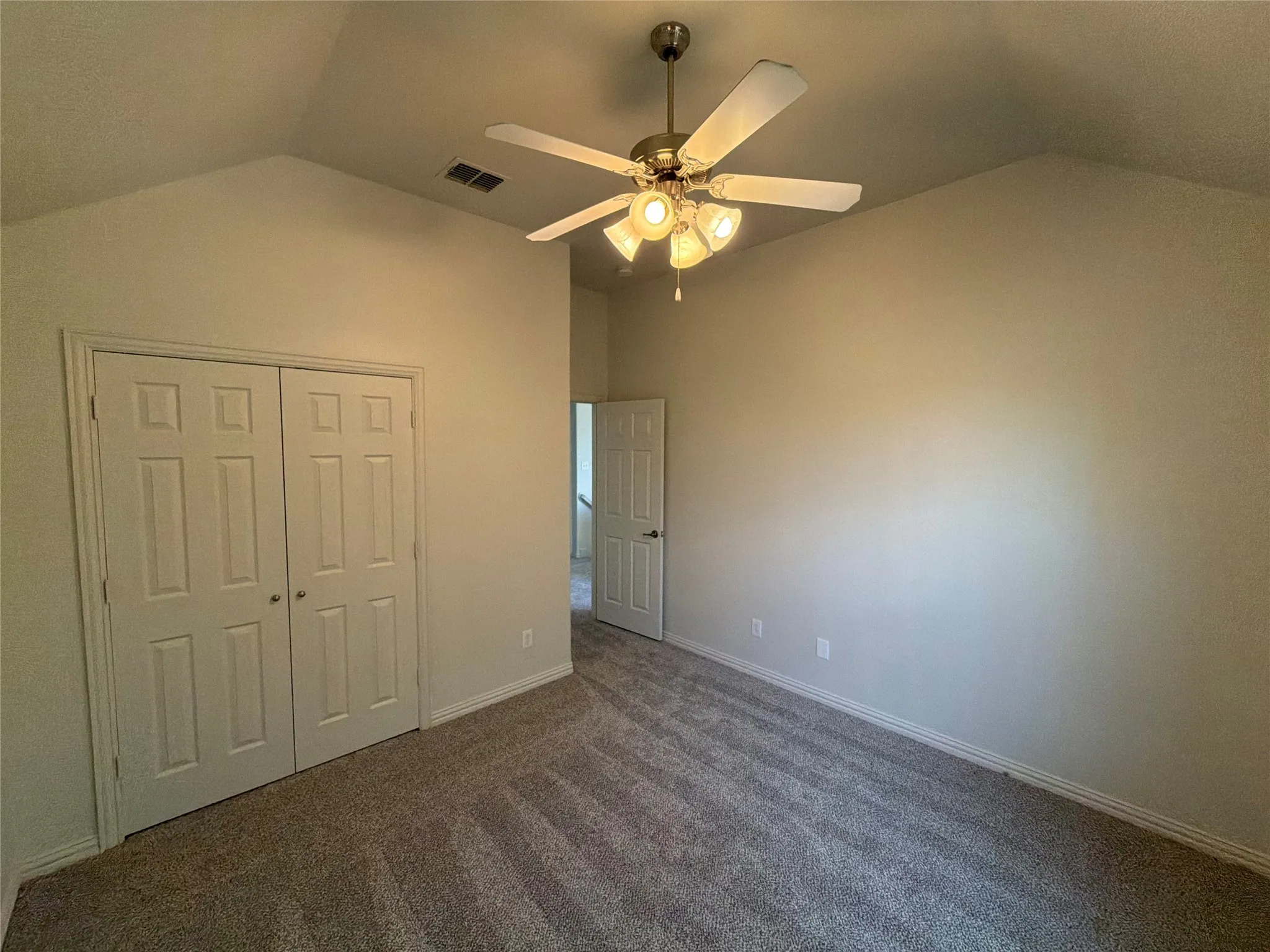 Single Family Residence For Sale in Denton County , 1617 Fallingwater Trail, Haslet, Texas 76177, 4 Bedroom, 3 Bathroom, 2 Garage spaces, 3,057 Sqft, built in 2009, mls#21404425, Real Estate Agent in Haslet, Homes For Sale in Denton county, Homes For Sale in Haslet, Realtor in Haslet Texas, Real Estate Brokerage Independent Realty Texas, Luminita Cordes Realtor