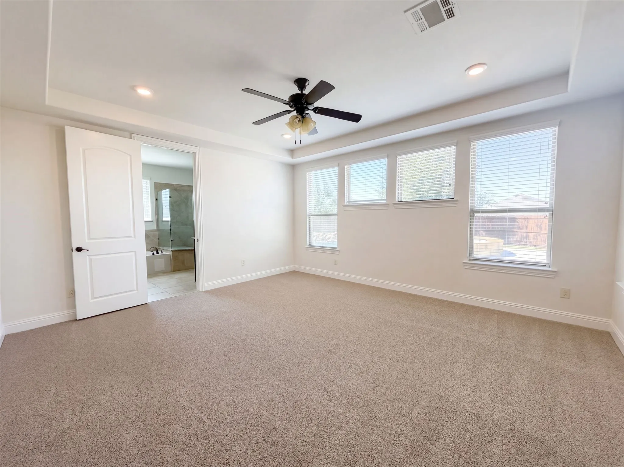 Single Family Residence For Sale in Collin County , 10832 Frost Place, Mc Kinney, Texas 75071, 4 Bedroom, 3 Bathroom, 2 Garage spaces, 3,429 Sqft, built in 2016, mls#21404428, Real Estate Agent in Mc Kinney, Homes For Sale in Collin county, Homes For Sale in Mc Kinney, Realtor in Mc Kinney Texas, Real Estate Brokerage Independent Realty Texas, Luminita Cordes Realtor