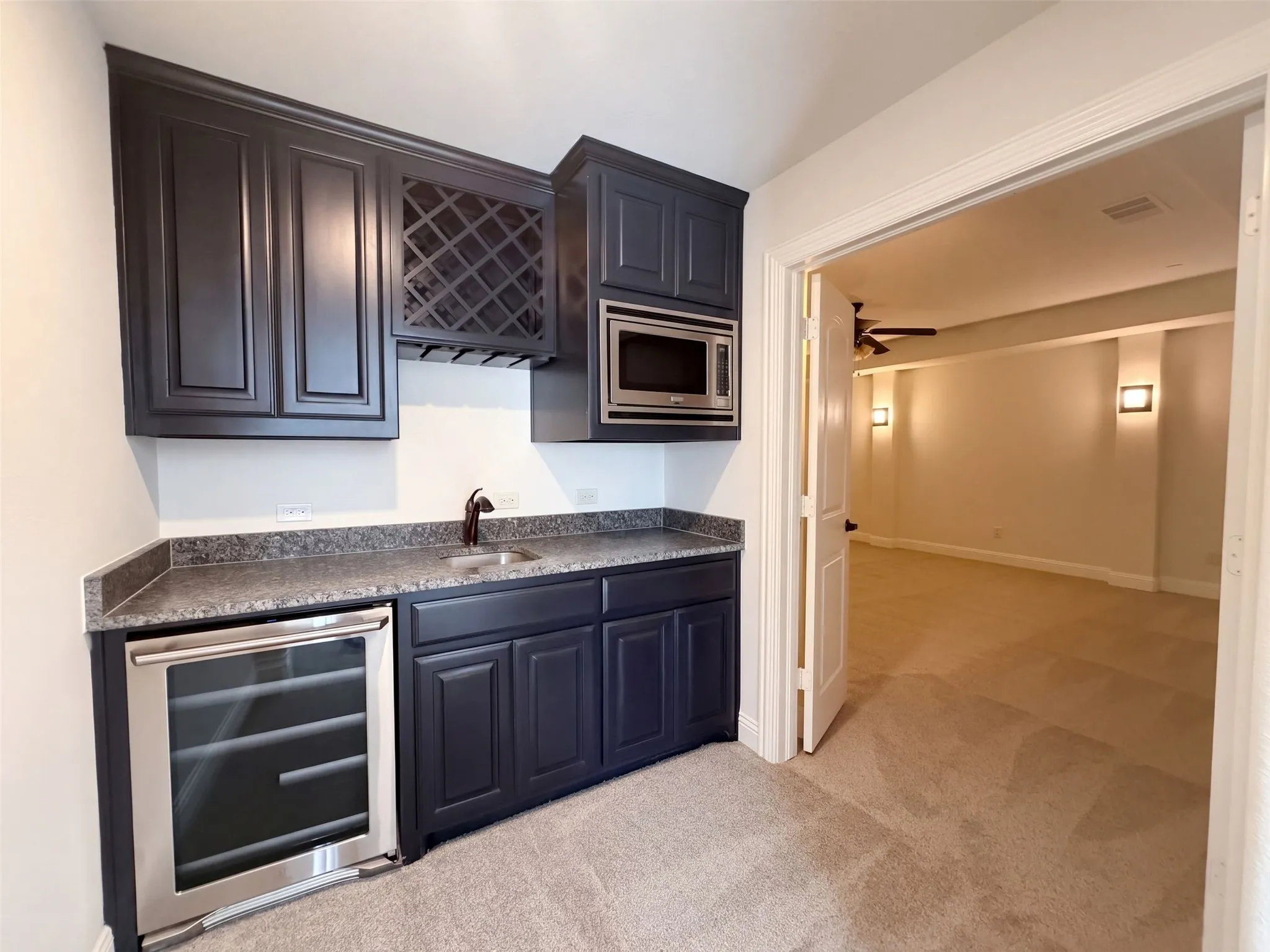 Single Family Residence For Sale in Collin County , 10832 Frost Place, Mc Kinney, Texas 75071, 4 Bedroom, 3 Bathroom, 2 Garage spaces, 3,429 Sqft, built in 2016, mls#21404428, Real Estate Agent in Mc Kinney, Homes For Sale in Collin county, Homes For Sale in Mc Kinney, Realtor in Mc Kinney Texas, Real Estate Brokerage Independent Realty Texas, Luminita Cordes Realtor