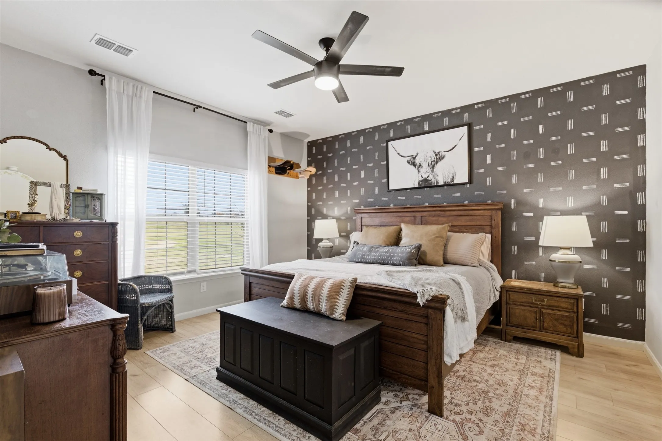 Single Family Residence For Sale in Wise County , 112 Saloon Cove E, Newark, Texas 76071, 4 Bedroom, 3 Bathroom, 2 Garage spaces, 2,153 Sqft, built in 2021, mls#21397813, Real Estate Agent in Newark, Homes For Sale in Wise county, Homes For Sale in Newark, Realtor in Newark Texas, Real Estate Brokerage Independent Realty Texas, Luminita Cordes Realtor