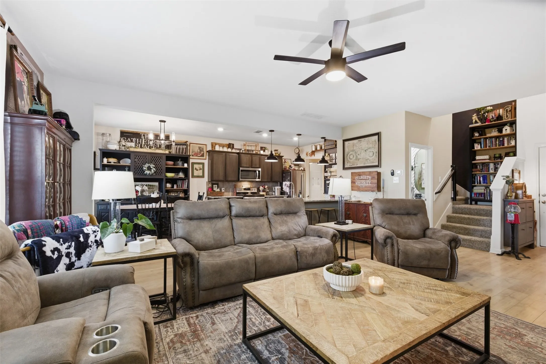 Single Family Residence For Sale in Wise County , 112 Saloon Cove E, Newark, Texas 76071, 4 Bedroom, 3 Bathroom, 2 Garage spaces, 2,153 Sqft, built in 2021, mls#21397813, Real Estate Agent in Newark, Homes For Sale in Wise county, Homes For Sale in Newark, Realtor in Newark Texas, Real Estate Brokerage Independent Realty Texas, Luminita Cordes Realtor