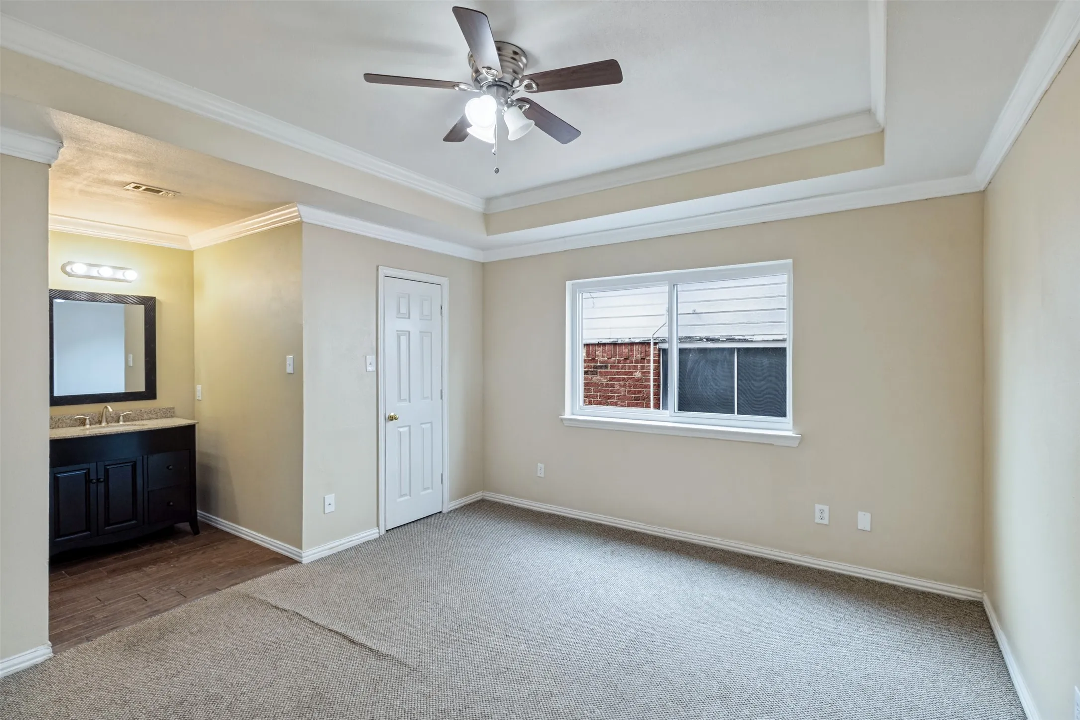 Single Family Residence For Sale in Collin County , 7156 Nicole Place, Dallas, Texas 75252, 3 Bedroom, 3 Bathroom, 2 Garage spaces, 1,809 Sqft, built in 1993, mls#21403776, Real Estate Agent in Dallas, Homes For Sale in Collin county, Homes For Sale in Dallas, Realtor in Dallas Texas, Real Estate Brokerage Independent Realty Texas, Luminita Cordes Realtor