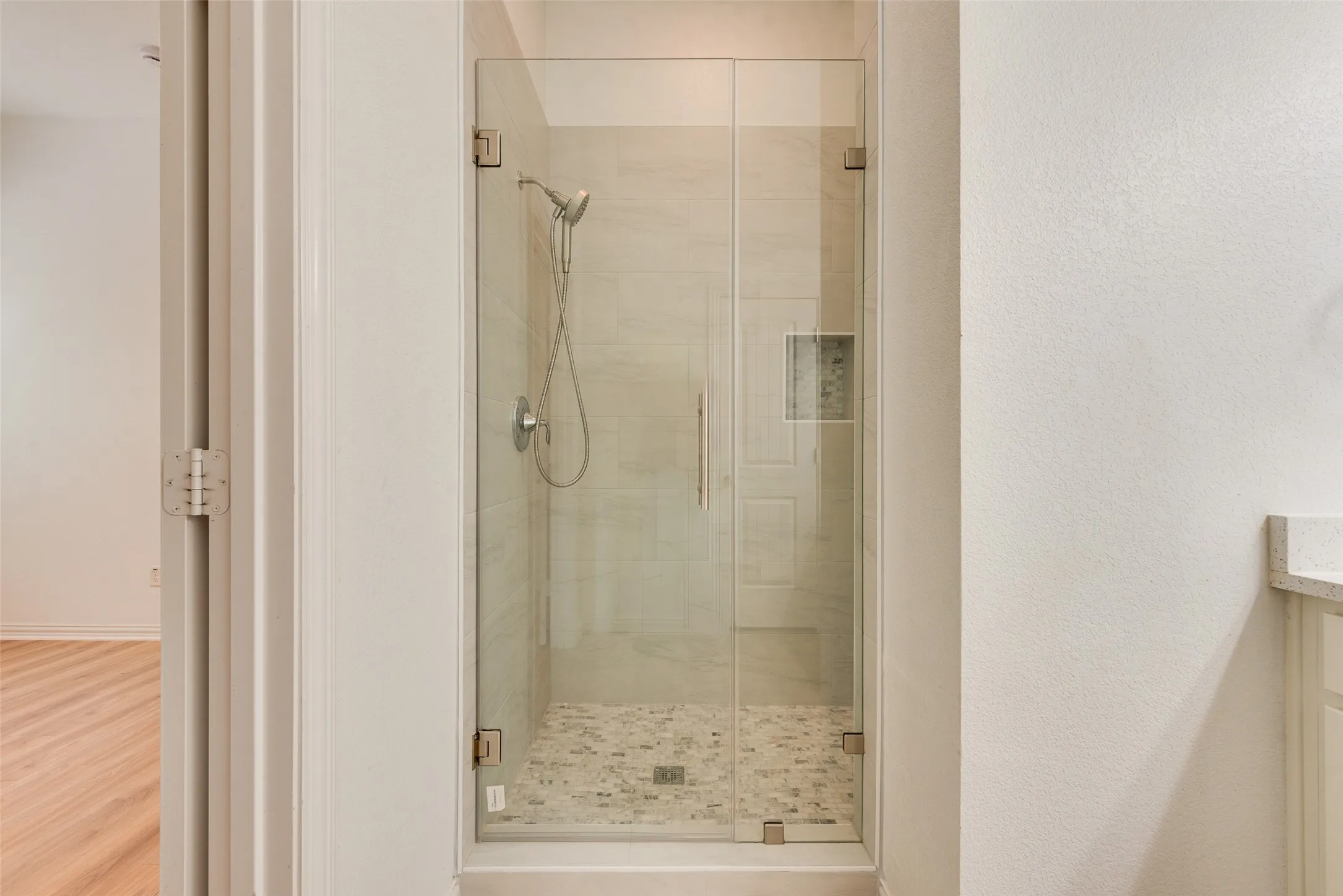 Townhouse For Rent in Denton County , 1613 Black Duck Terrace F, Carrollton, Texas 75010, 3 Bedroom, 3 Bathroom, 2 Garage spaces, 1,947 Sqft, built in 2010, mls#21397329, Real Estate Agent in Carrollton, Homes For Rent in Denton county, Homes For Rent in Carrollton, Realtor in Carrollton Texas, Real Estate Brokerage Independent Realty Texas, Luminita Cordes Realtor
