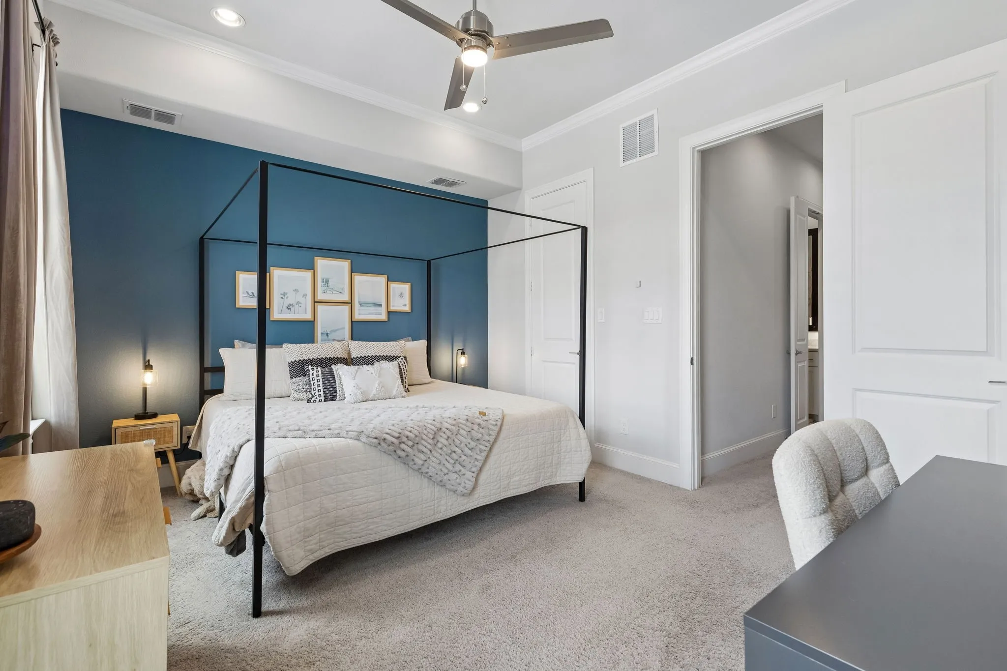 Townhouse For Sale in Dallas County , 651 Baugh Drive, Irving, Texas 75039, 2 Bedroom, 3 Bathroom, 2 Garage spaces, 1,362 Sqft, built in 2022, mls#21403936, Real Estate Agent in Irving, Homes For Sale in Dallas county, Homes For Sale in Irving, Realtor in Irving Texas, Real Estate Brokerage Independent Realty Texas, Luminita Cordes Realtor