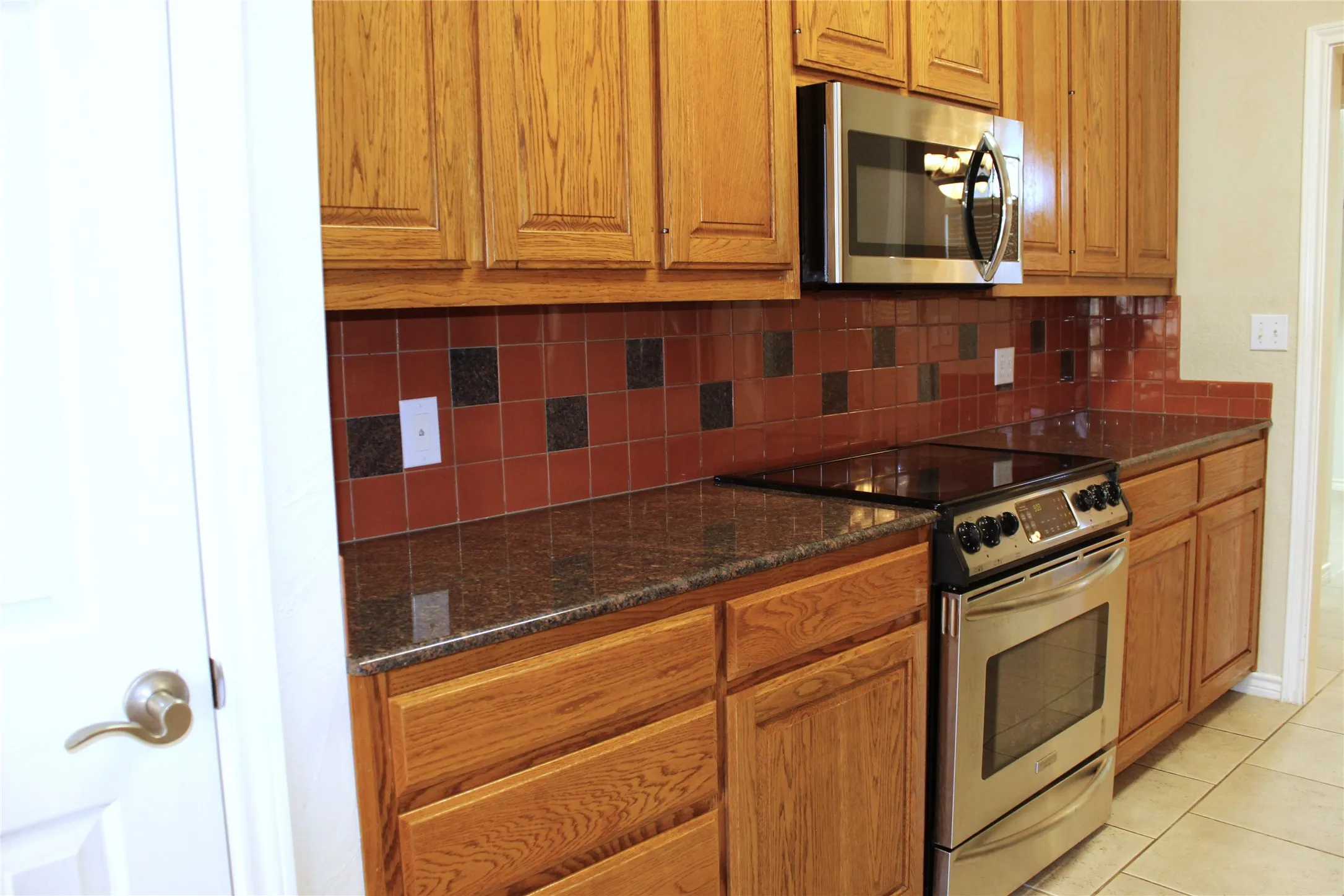 Single Family Residence For Sale in Erath County , 1405 Parkwood Court, Stephenville, Texas 76401, 5 Bedroom, 3 Bathroom, 3 Garage spaces, 2,482 Sqft, built in 2003, mls#21403644, Real Estate Agent in Stephenville, Homes For Sale in Erath county, Homes For Sale in Stephenville, Realtor in Stephenville Texas, Real Estate Brokerage Independent Realty Texas, Luminita Cordes Realtor