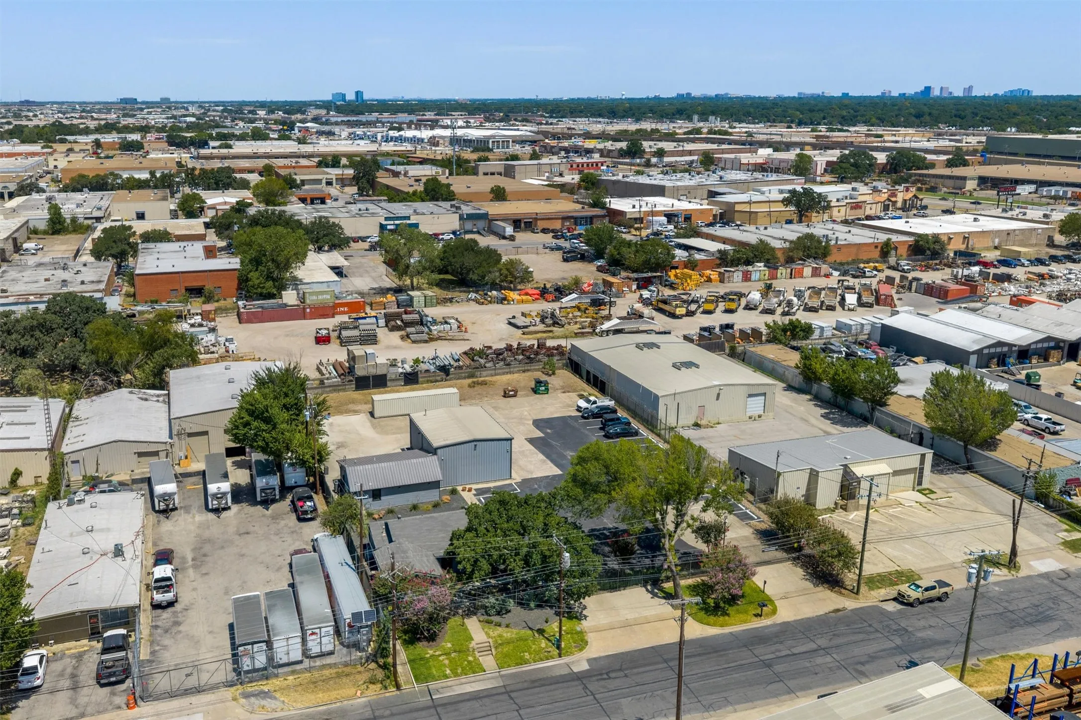 Industrial For Rent in Dallas County , 2655 Myrtle Springs Avenue, Dallas, Texas 75220, 0, 0, Garage spaces, 0 Sqft, built in 1985, mls#21403883, Real Estate Agent in Dallas, Homes For Rent in Dallas county, Homes For Rent in Dallas, Realtor in Dallas Texas, Real Estate Brokerage Independent Realty Texas, Luminita Cordes Realtor