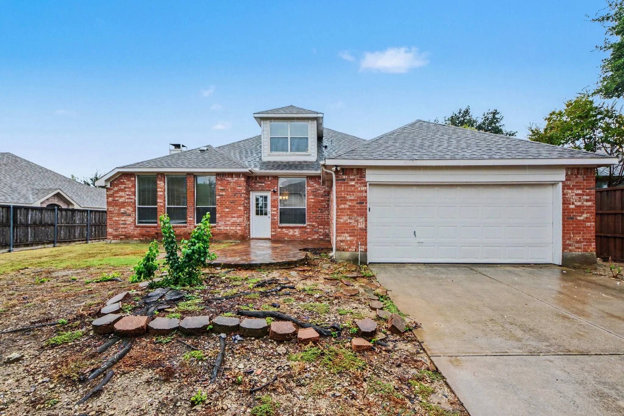 Single Family Residence For Sale in Collin County , 8412 Indianola Drive, Frisco, Texas 75033, 4 Bedroom, 2 Bathroom, 2 Garage spaces, 2,696 Sqft, built in 2000, mls#21404451, Real Estate Agent in Frisco, Homes For Sale in Collin county, Homes For Sale in Frisco, Realtor in Frisco Texas, Real Estate Brokerage Independent Realty Texas, Luminita Cordes Realtor