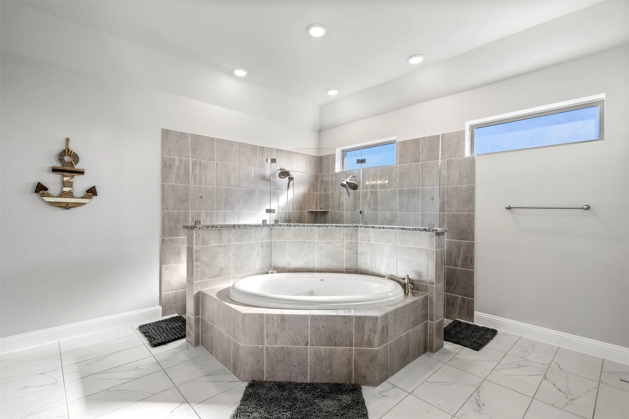 Single Family Residence For Sale in Ellis County , 121 Muscogee Drive, Waxahachie, Texas 75165, 4 Bedroom, 3 Bathroom, 3 Garage spaces, 2,796 Sqft, built in 2023, mls#21401044, Real Estate Agent in Waxahachie, Homes For Sale in Ellis county, Homes For Sale in Waxahachie, Realtor in Waxahachie Texas, Real Estate Brokerage Independent Realty Texas, Luminita Cordes Realtor