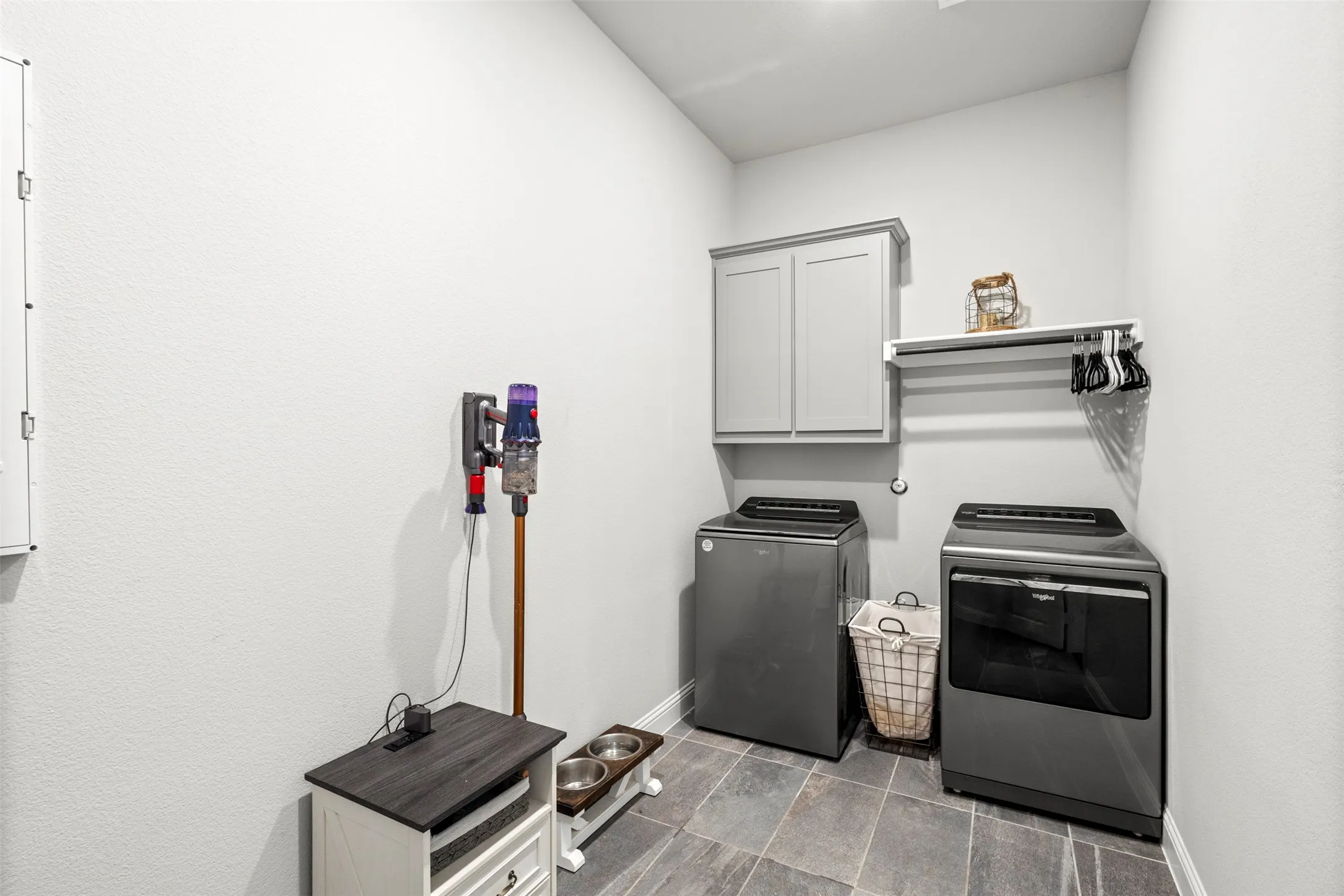 Single Family Residence For Sale in Ellis County , 121 Muscogee Drive, Waxahachie, Texas 75165, 4 Bedroom, 3 Bathroom, 3 Garage spaces, 2,796 Sqft, built in 2023, mls#21401044, Real Estate Agent in Waxahachie, Homes For Sale in Ellis county, Homes For Sale in Waxahachie, Realtor in Waxahachie Texas, Real Estate Brokerage Independent Realty Texas, Luminita Cordes Realtor