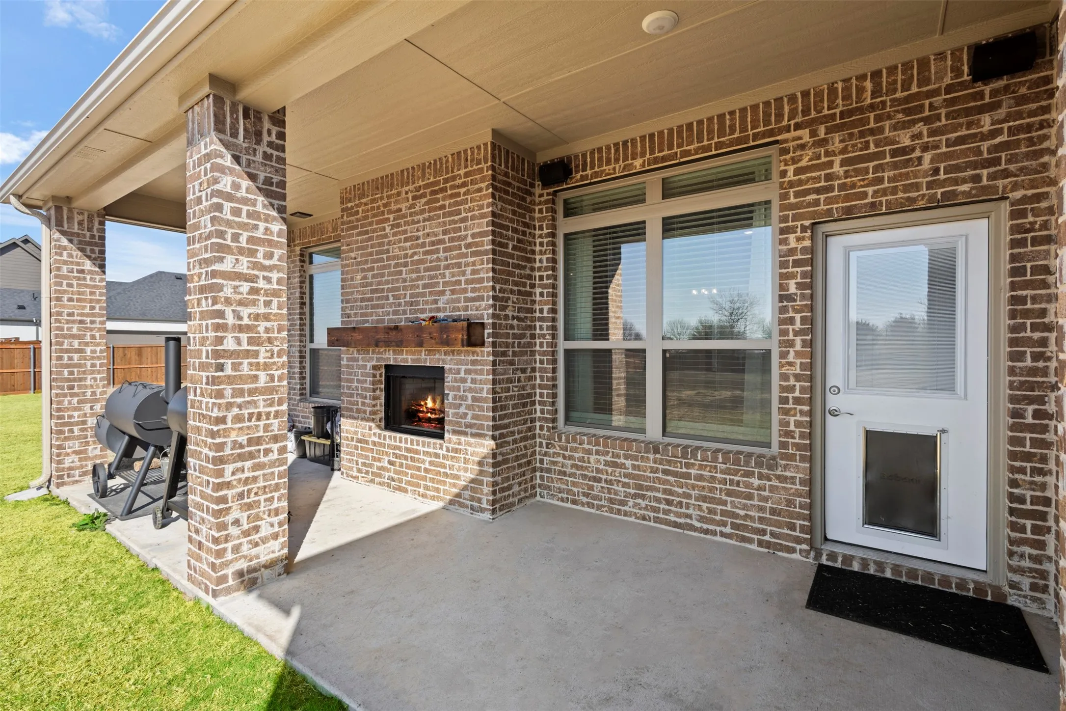 Single Family Residence For Sale in Ellis County , 121 Muscogee Drive, Waxahachie, Texas 75165, 4 Bedroom, 3 Bathroom, 3 Garage spaces, 2,796 Sqft, built in 2023, mls#21401044, Real Estate Agent in Waxahachie, Homes For Sale in Ellis county, Homes For Sale in Waxahachie, Realtor in Waxahachie Texas, Real Estate Brokerage Independent Realty Texas, Luminita Cordes Realtor