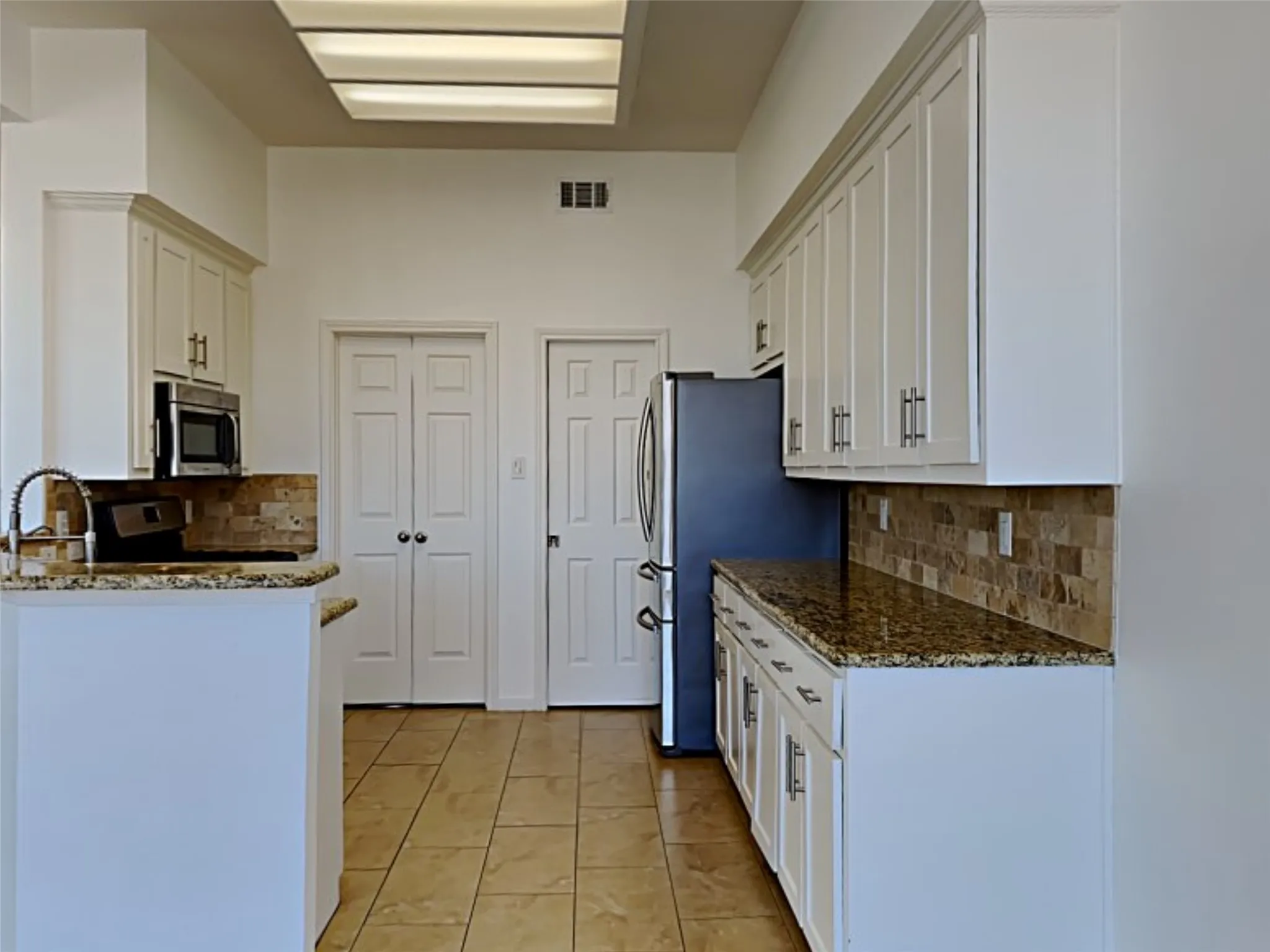 Single Family Residence For Rent in Rockwall County , 4322 Duck Pond Lane, Rowlett, Texas 75088, 4 Bedroom, 3 Bathroom, 2 Garage spaces, 2,089 Sqft, built in 1991, mls#21403898, Real Estate Agent in Rowlett, Homes For Rent in Rockwall county, Homes For Rent in Rowlett, Realtor in Rowlett Texas, Real Estate Brokerage Independent Realty Texas, Luminita Cordes Realtor