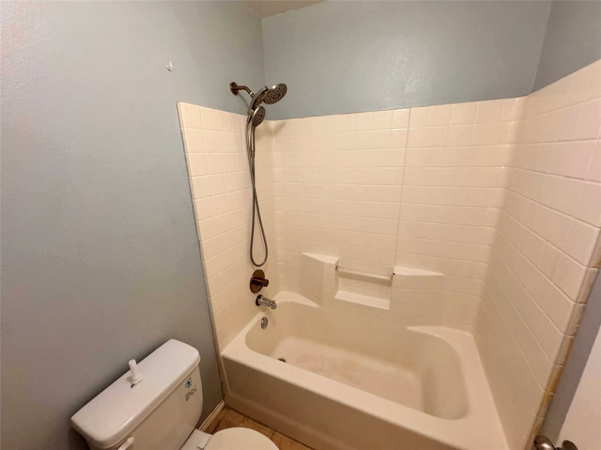 Single Family Residence For Rent in Dallas County , 4470 Falls Drive, Dallas, Texas 75211, 3 Bedroom, 2 Bathroom, 1 Garage spaces, 1,286 Sqft, built in 1996, mls#21404483, Real Estate Agent in Dallas, Homes For Rent in Dallas county, Homes For Rent in Dallas, Realtor in Dallas Texas, Real Estate Brokerage Independent Realty Texas, Luminita Cordes Realtor