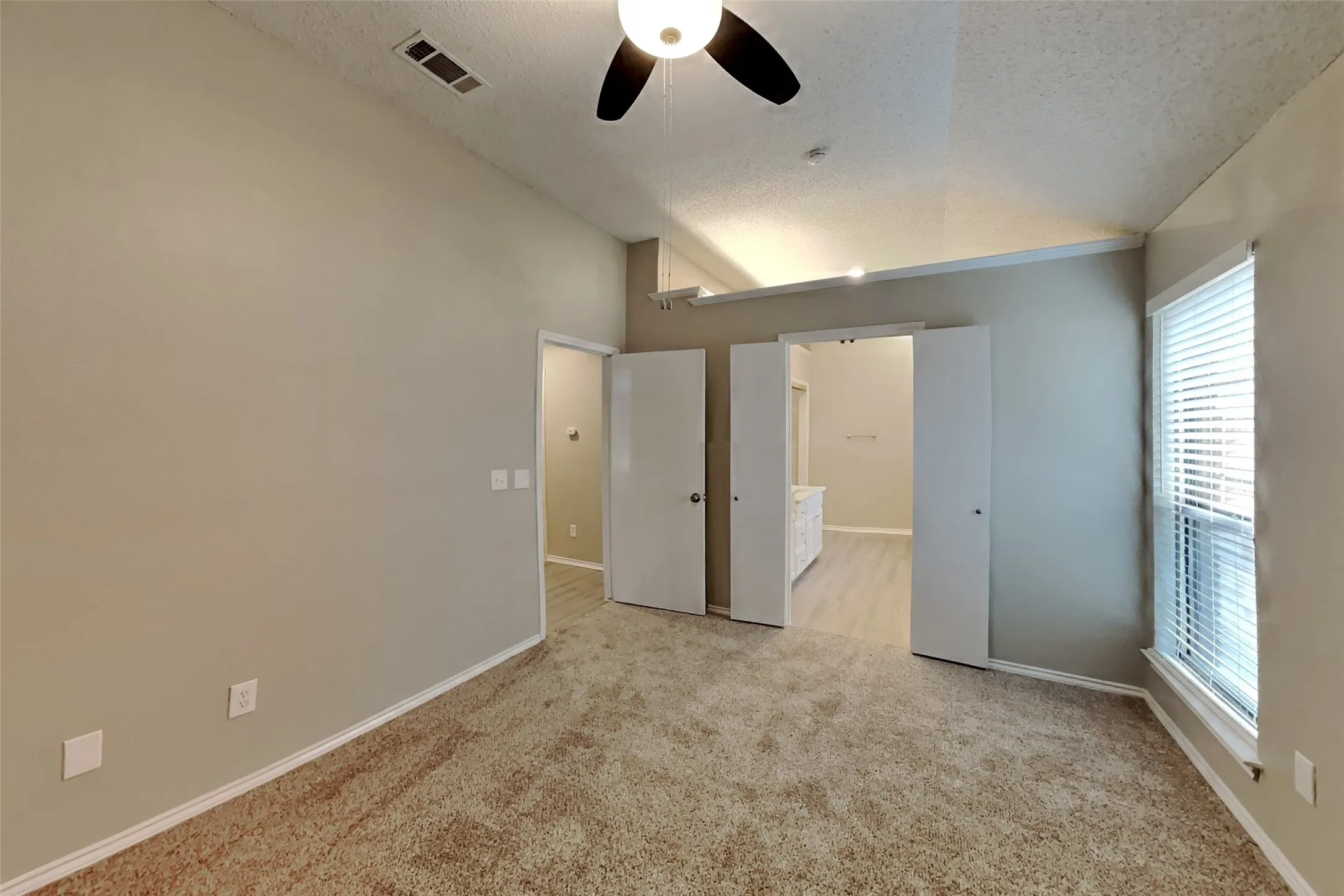 Single Family Residence For Rent in Collin County , 1100 Pin Oak Lane, Allen, Texas 75002, 3 Bedroom, 2 Bathroom, 2 Garage spaces, 1,395 Sqft, built in 1986, mls#21404482, Real Estate Agent in Allen, Homes For Rent in Collin county, Homes For Rent in Allen, Realtor in Allen Texas, Real Estate Brokerage Independent Realty Texas, Luminita Cordes Realtor