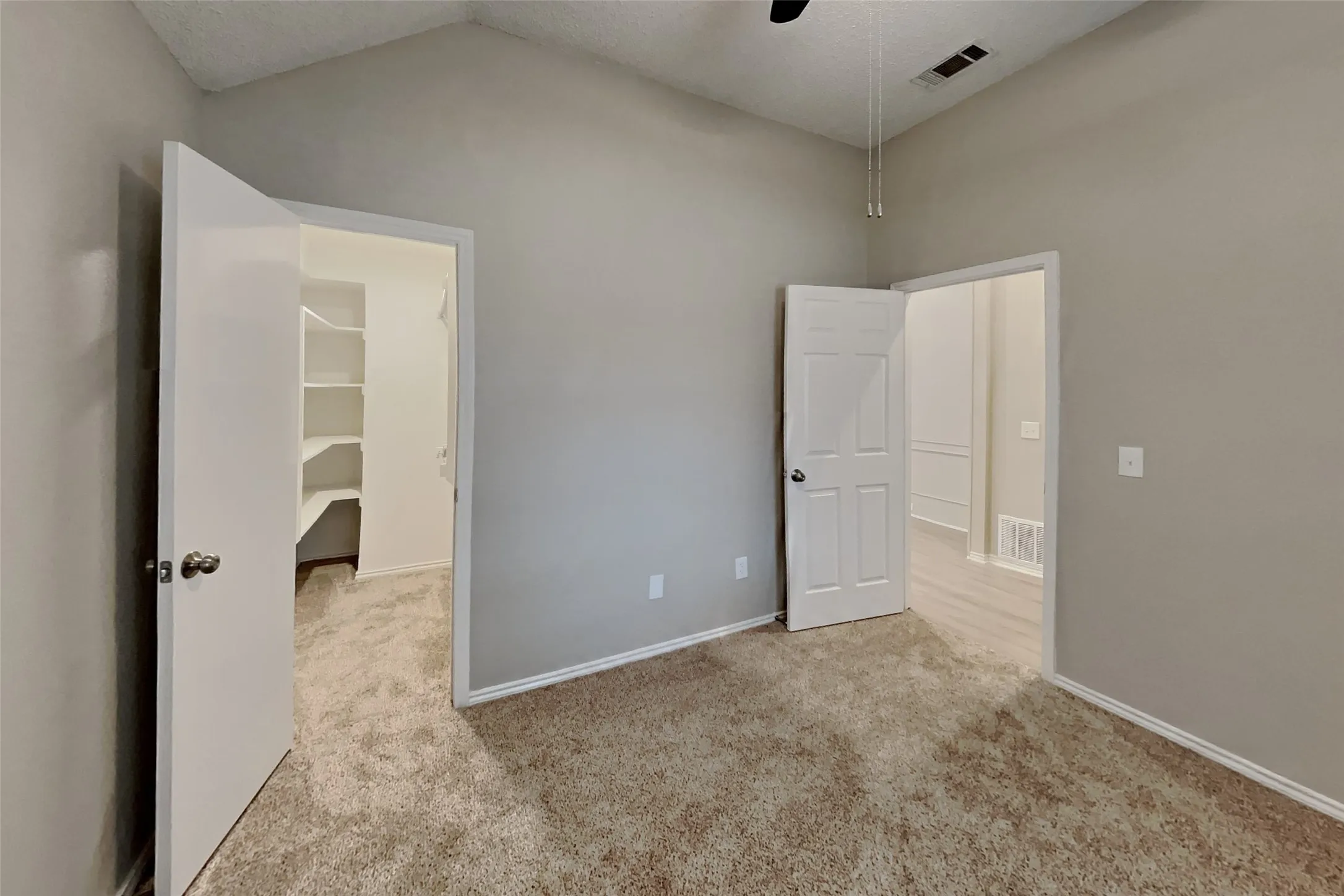 Single Family Residence For Rent in Collin County , 1100 Pin Oak Lane, Allen, Texas 75002, 3 Bedroom, 2 Bathroom, 2 Garage spaces, 1,395 Sqft, built in 1986, mls#21404482, Real Estate Agent in Allen, Homes For Rent in Collin county, Homes For Rent in Allen, Realtor in Allen Texas, Real Estate Brokerage Independent Realty Texas, Luminita Cordes Realtor