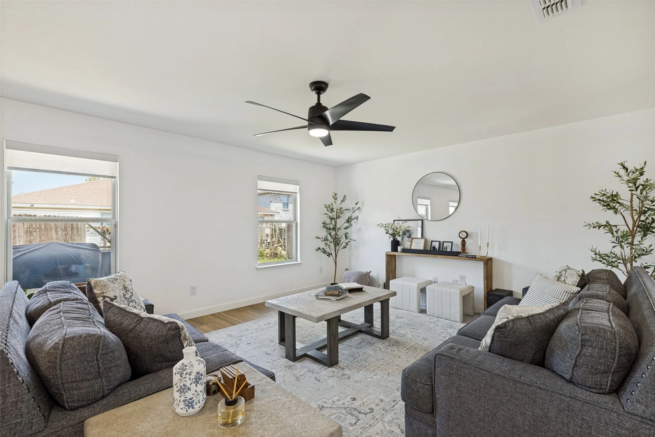 Single Family Residence For Sale in Dallas County , 14845 Magnolia Lane, Balch Springs, Texas 75180, 3 Bedroom, 2 Bathroom, 2 Garage spaces, 1,818 Sqft, built in 2016, mls#21404495, Real Estate Agent in Balch Springs, Homes For Sale in Dallas county, Homes For Sale in Balch Springs, Realtor in Balch Springs Texas, Real Estate Brokerage Independent Realty Texas, Luminita Cordes Realtor