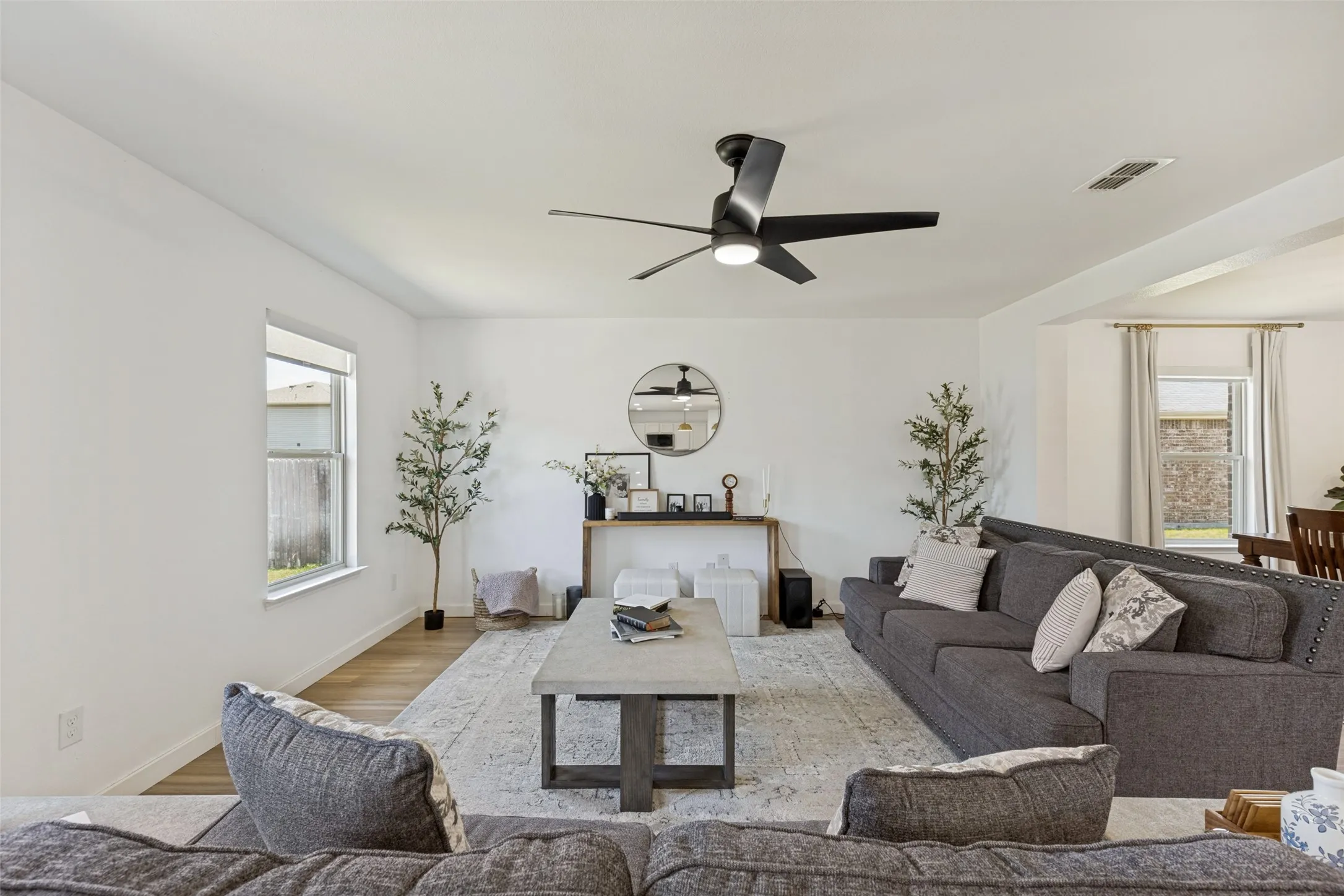 Single Family Residence For Sale in Dallas County , 14845 Magnolia Lane, Balch Springs, Texas 75180, 3 Bedroom, 2 Bathroom, 2 Garage spaces, 1,818 Sqft, built in 2016, mls#21404495, Real Estate Agent in Balch Springs, Homes For Sale in Dallas county, Homes For Sale in Balch Springs, Realtor in Balch Springs Texas, Real Estate Brokerage Independent Realty Texas, Luminita Cordes Realtor