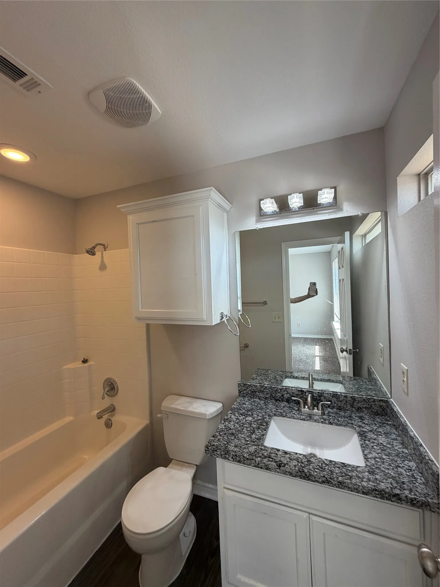 Duplex For Rent in Mc Lennan County , 2543 Pascal Court B, Waco, Texas 76706, 3 Bedroom, 4 Bathroom, 2 Garage spaces, 2,700 Sqft, built in 2005, mls#21404497, Real Estate Agent in Waco, Homes For Rent in Mc Lennan county, Homes For Rent in Waco, Realtor in Waco Texas, Real Estate Brokerage Independent Realty Texas, Luminita Cordes Realtor