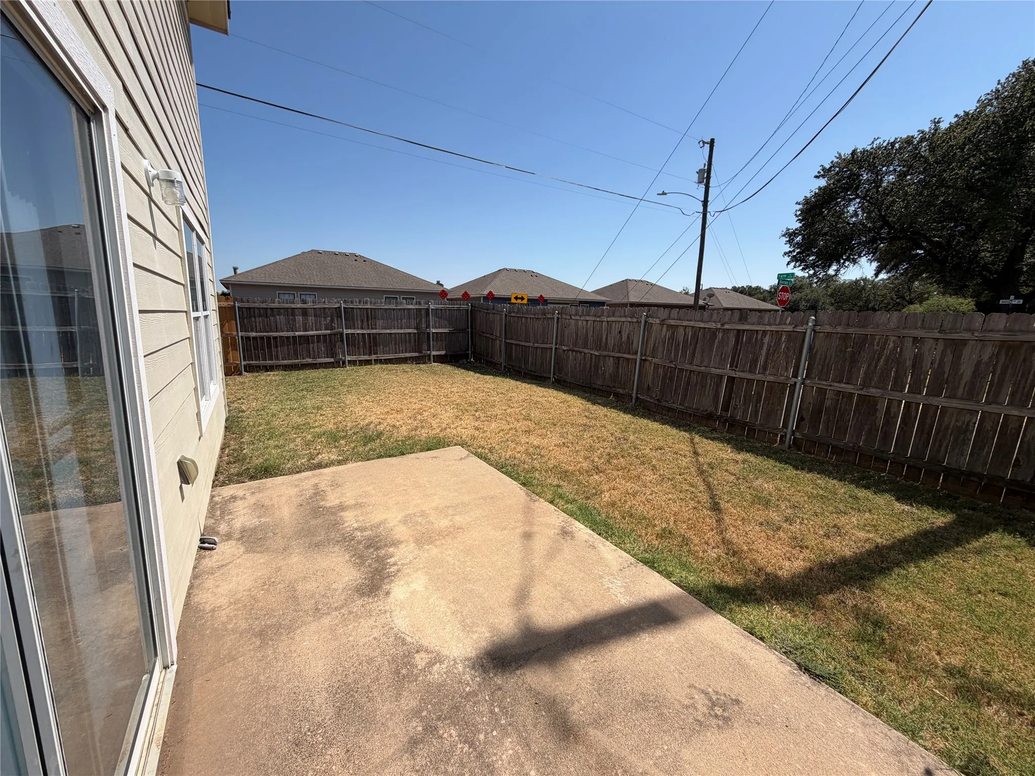 Duplex For Rent in Mc Lennan County , 2543 Pascal Court B, Waco, Texas 76706, 3 Bedroom, 4 Bathroom, 2 Garage spaces, 2,700 Sqft, built in 2005, mls#21404497, Real Estate Agent in Waco, Homes For Rent in Mc Lennan county, Homes For Rent in Waco, Realtor in Waco Texas, Real Estate Brokerage Independent Realty Texas, Luminita Cordes Realtor