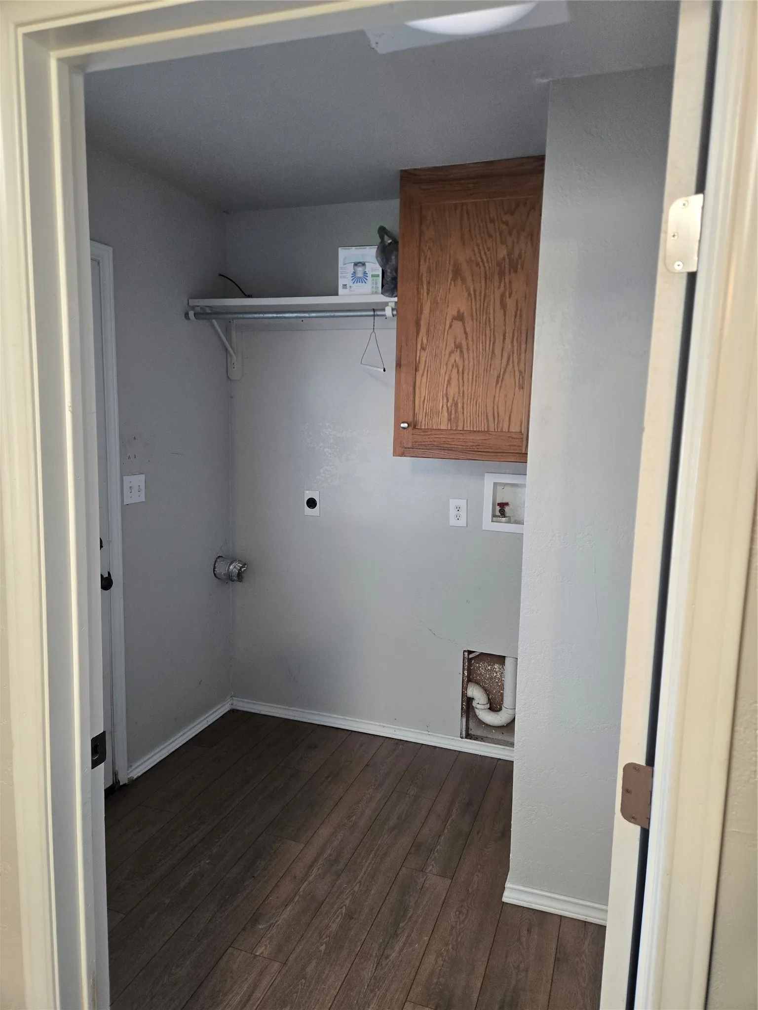 Single Family Residence For Rent in Hopkins County , 3636 Texas Highway 11 W, Sulphur Springs, Texas 75482, 2 Bedroom, 1 Bathroom, Garage spaces, 980 Sqft, built in 1940, mls#21404500, Real Estate Agent in Sulphur Springs, Homes For Rent in Hopkins county, Homes For Rent in Sulphur Springs, Realtor in Sulphur Springs Texas, Real Estate Brokerage Independent Realty Texas, Luminita Cordes Realtor