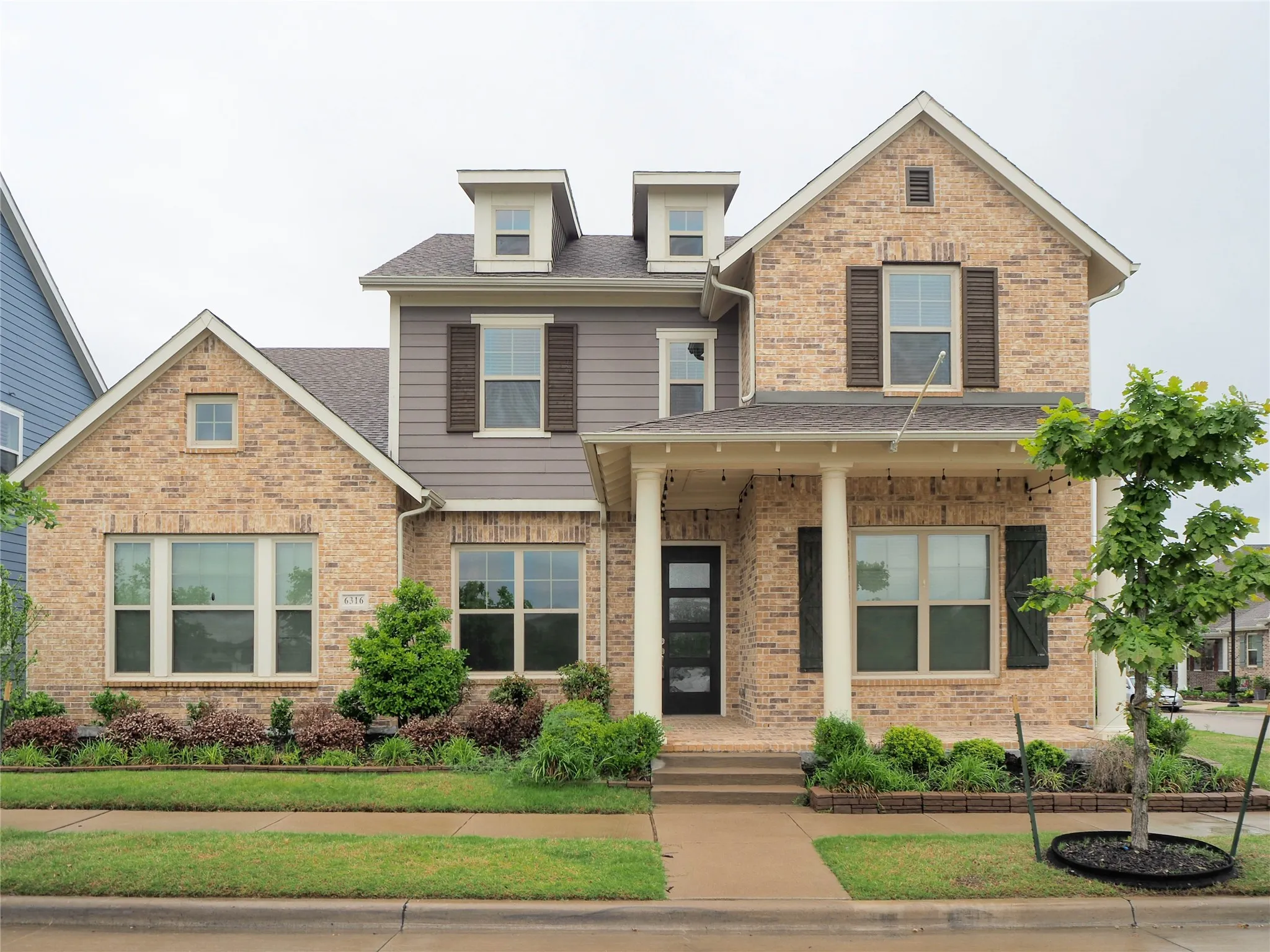 Single Family Residence For Sale in Dallas County , 6316 Abercorn Drive, Rowlett, Texas 75089, 4 Bedroom, 4 Bathroom, 3 Garage spaces, 3,359 Sqft, built in 2017, mls#21404501, Real Estate Agent in Rowlett, Homes For Sale in Dallas county, Homes For Sale in Rowlett, Realtor in Rowlett Texas, Real Estate Brokerage Independent Realty Texas, Luminita Cordes Realtor