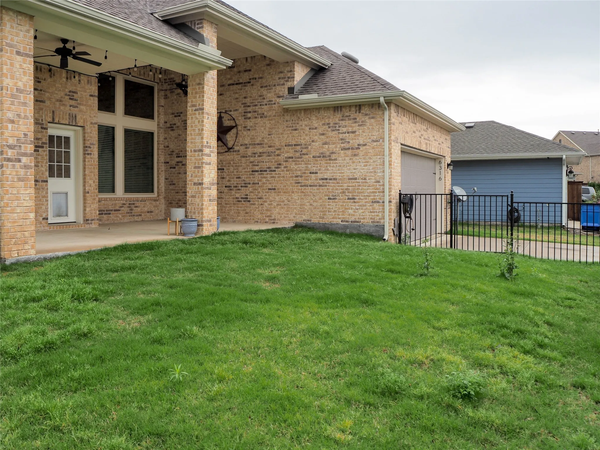 Single Family Residence For Sale in Dallas County , 6316 Abercorn Drive, Rowlett, Texas 75089, 4 Bedroom, 4 Bathroom, 3 Garage spaces, 3,359 Sqft, built in 2017, mls#21404501, Real Estate Agent in Rowlett, Homes For Sale in Dallas county, Homes For Sale in Rowlett, Realtor in Rowlett Texas, Real Estate Brokerage Independent Realty Texas, Luminita Cordes Realtor