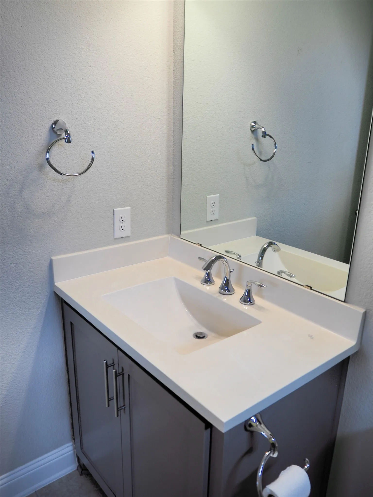 Single Family Residence For Sale in Dallas County , 6316 Abercorn Drive, Rowlett, Texas 75089, 4 Bedroom, 4 Bathroom, 3 Garage spaces, 3,359 Sqft, built in 2017, mls#21404501, Real Estate Agent in Rowlett, Homes For Sale in Dallas county, Homes For Sale in Rowlett, Realtor in Rowlett Texas, Real Estate Brokerage Independent Realty Texas, Luminita Cordes Realtor
