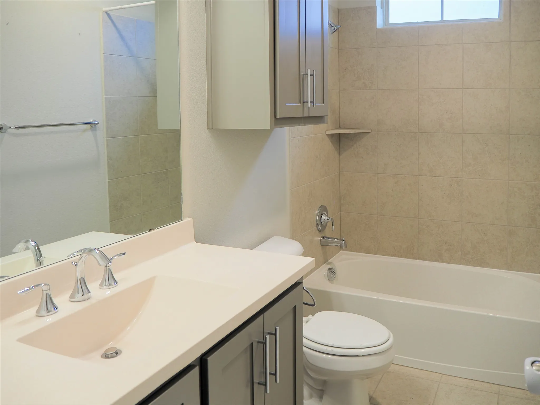 Single Family Residence For Sale in Dallas County , 6316 Abercorn Drive, Rowlett, Texas 75089, 4 Bedroom, 4 Bathroom, 3 Garage spaces, 3,359 Sqft, built in 2017, mls#21404501, Real Estate Agent in Rowlett, Homes For Sale in Dallas county, Homes For Sale in Rowlett, Realtor in Rowlett Texas, Real Estate Brokerage Independent Realty Texas, Luminita Cordes Realtor