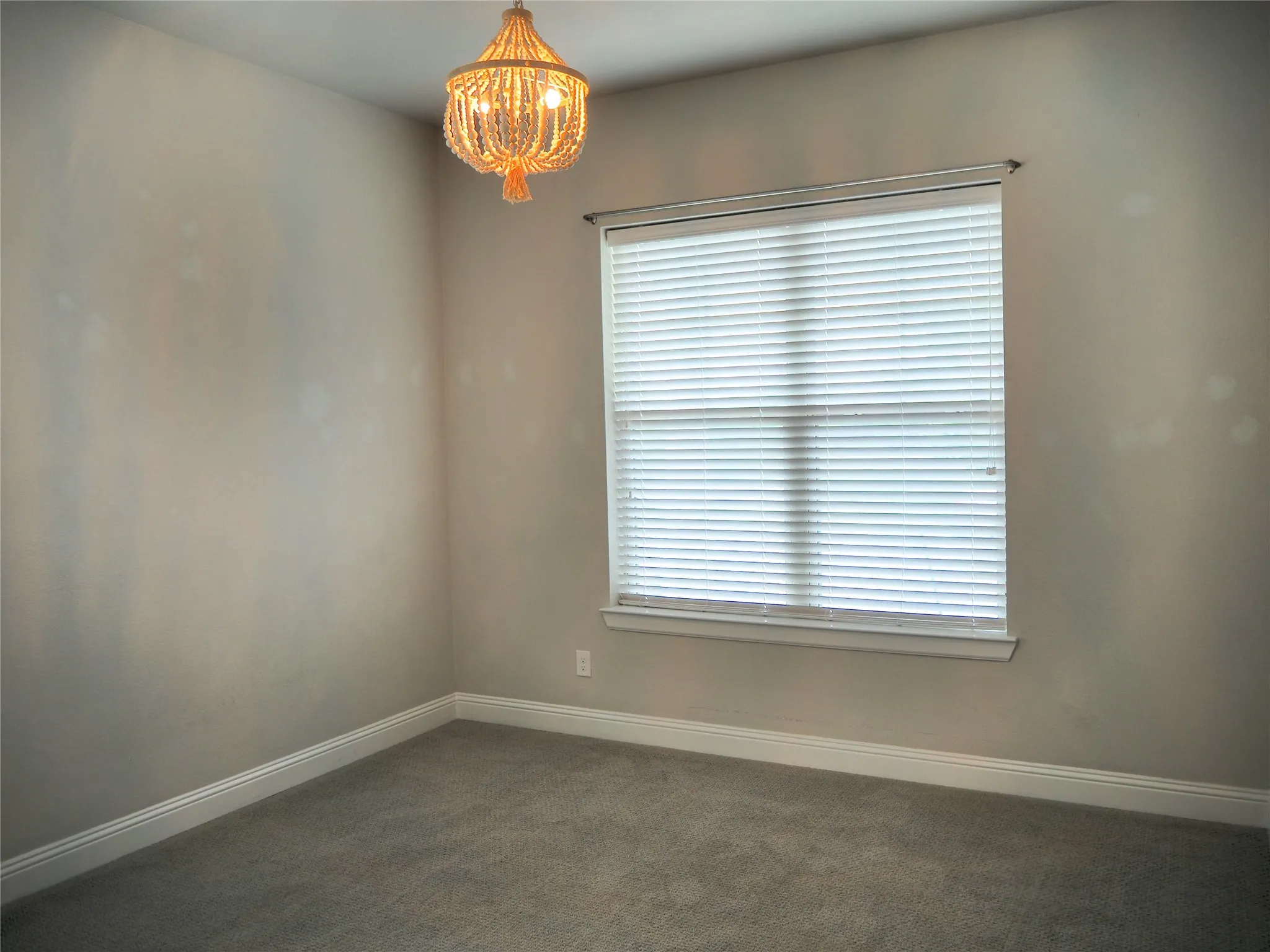 Single Family Residence For Sale in Dallas County , 6316 Abercorn Drive, Rowlett, Texas 75089, 4 Bedroom, 4 Bathroom, 3 Garage spaces, 3,359 Sqft, built in 2017, mls#21404501, Real Estate Agent in Rowlett, Homes For Sale in Dallas county, Homes For Sale in Rowlett, Realtor in Rowlett Texas, Real Estate Brokerage Independent Realty Texas, Luminita Cordes Realtor