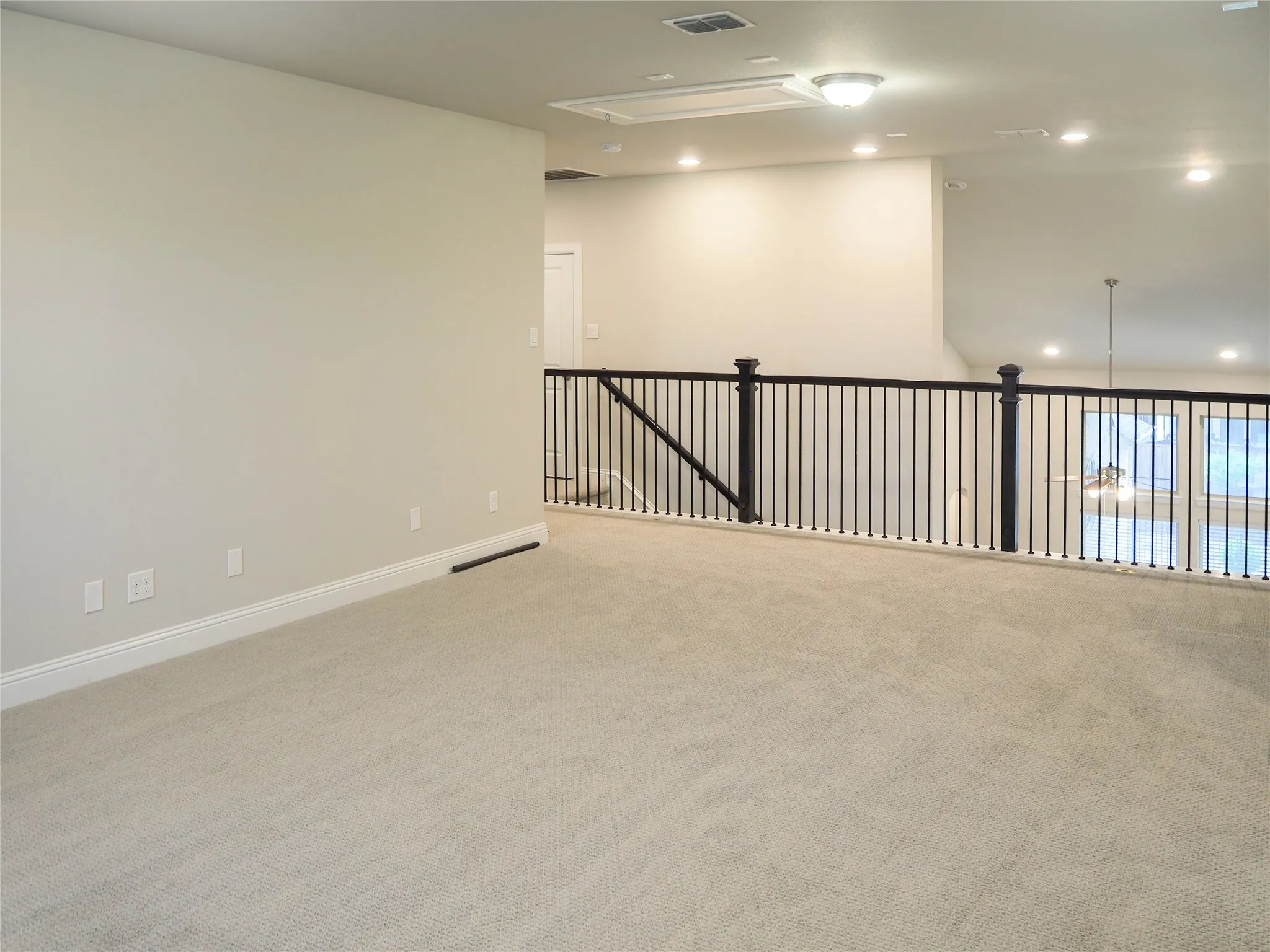 Single Family Residence For Sale in Dallas County , 6316 Abercorn Drive, Rowlett, Texas 75089, 4 Bedroom, 4 Bathroom, 3 Garage spaces, 3,359 Sqft, built in 2017, mls#21404501, Real Estate Agent in Rowlett, Homes For Sale in Dallas county, Homes For Sale in Rowlett, Realtor in Rowlett Texas, Real Estate Brokerage Independent Realty Texas, Luminita Cordes Realtor