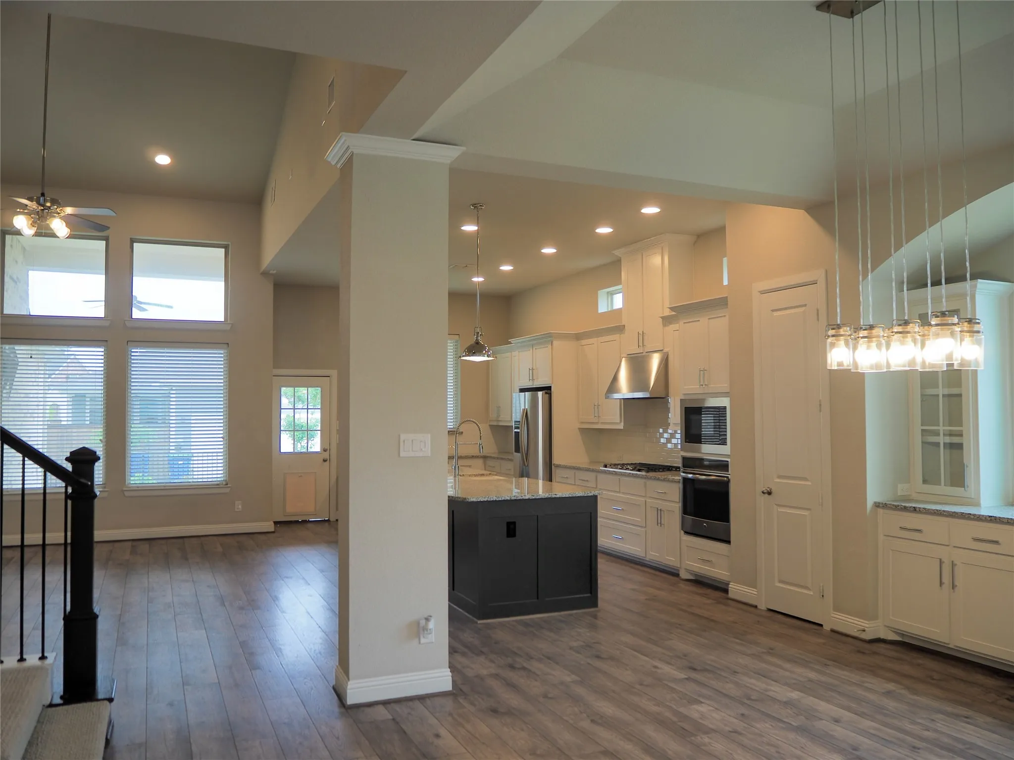 Single Family Residence For Sale in Dallas County , 6316 Abercorn Drive, Rowlett, Texas 75089, 4 Bedroom, 4 Bathroom, 3 Garage spaces, 3,359 Sqft, built in 2017, mls#21404501, Real Estate Agent in Rowlett, Homes For Sale in Dallas county, Homes For Sale in Rowlett, Realtor in Rowlett Texas, Real Estate Brokerage Independent Realty Texas, Luminita Cordes Realtor
