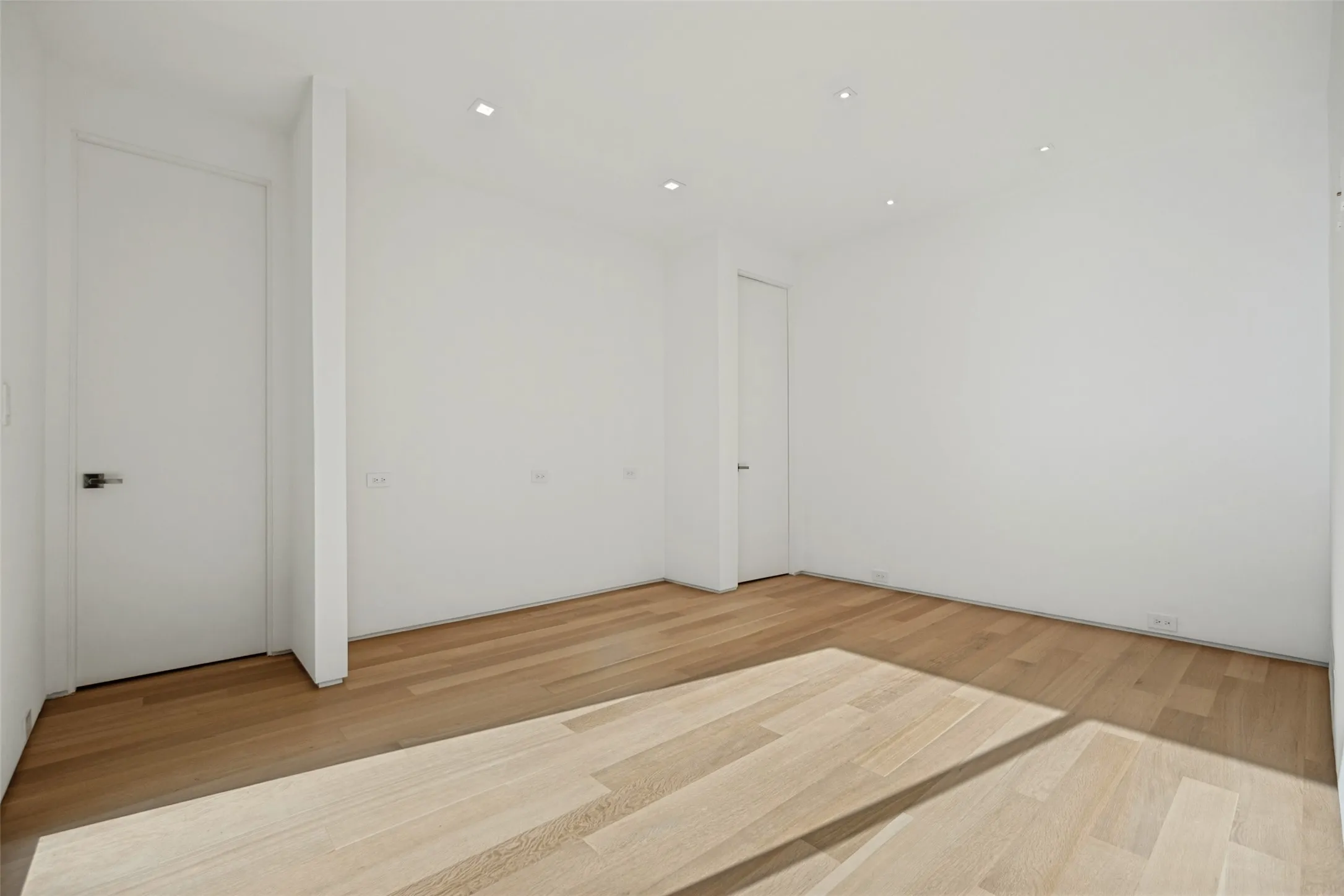 Single Family Residence For Rent in Dallas County , 3515 Edgewater Street, Dallas, Texas 75205, 4 Bedroom, 5 Bathroom, 2 Garage spaces, 3,755 Sqft, built in 2024, mls#21402050, Real Estate Agent in Dallas, Homes For Rent in Dallas county, Homes For Rent in Dallas, Realtor in Dallas Texas, Real Estate Brokerage Independent Realty Texas, Luminita Cordes Realtor