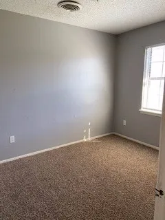 Duplex For Rent in Taylor County , 1001 Presidio Drive 1003, Abilene, Texas 79605, 2 Bedroom, 1 Bathroom, Garage spaces, 624 Sqft, built in 1978, mls#21404509, Real Estate Agent in Abilene, Homes For Rent in Taylor county, Homes For Rent in Abilene, Realtor in Abilene Texas, Real Estate Brokerage Independent Realty Texas, Luminita Cordes Realtor