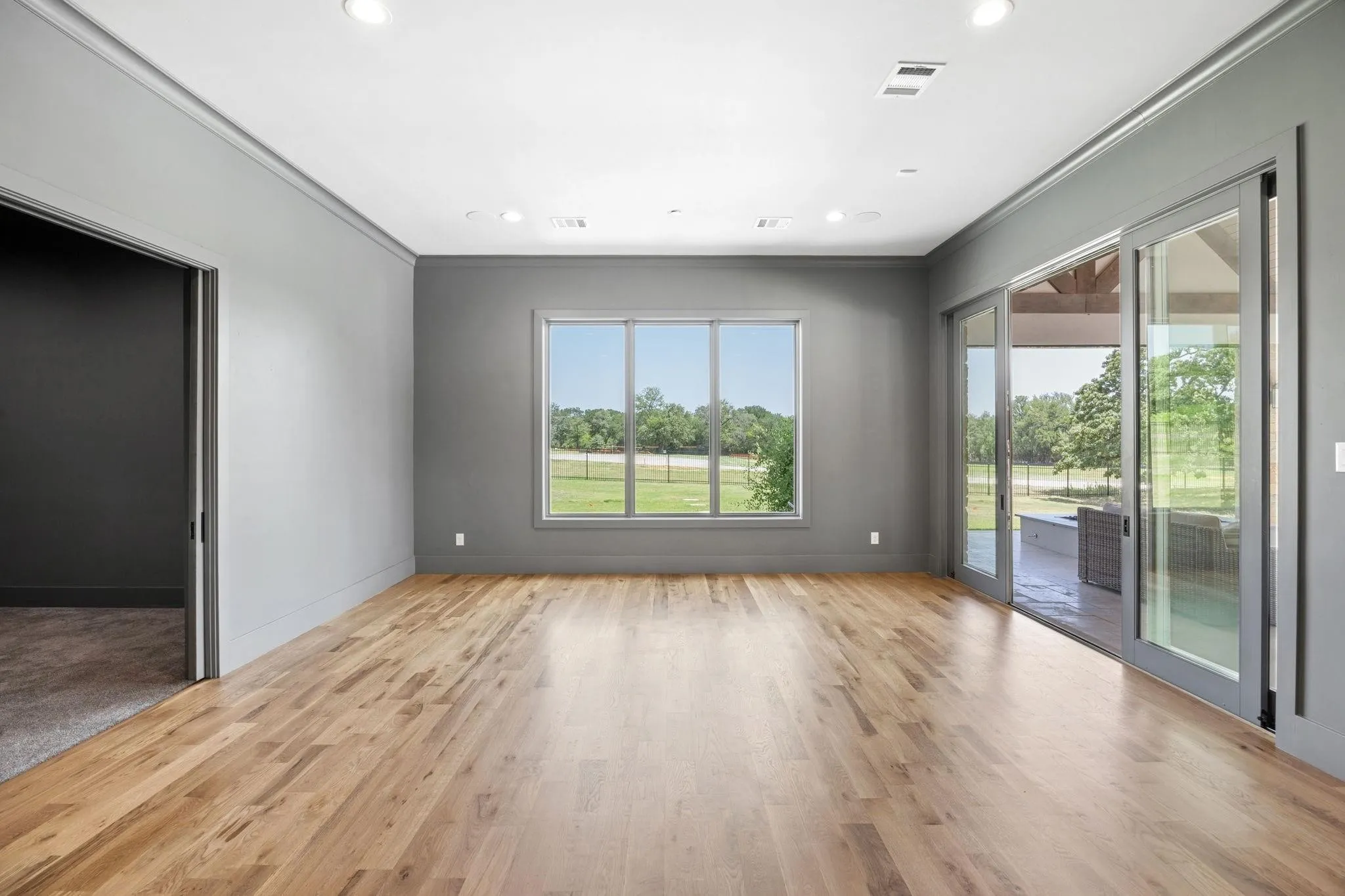 Single Family Residence For Sale in Denton County , 500 1&2 E Bob Jones Road, Southlake, Texas 76092, 4 Bedroom, 6 Bathroom, 4 Garage spaces, 6,644 Sqft, built in 2021, mls#21402182, Real Estate Agent in Southlake, Homes For Sale in Denton county, Homes For Sale in Southlake, Realtor in Southlake Texas, Real Estate Brokerage Independent Realty Texas, Luminita Cordes Realtor