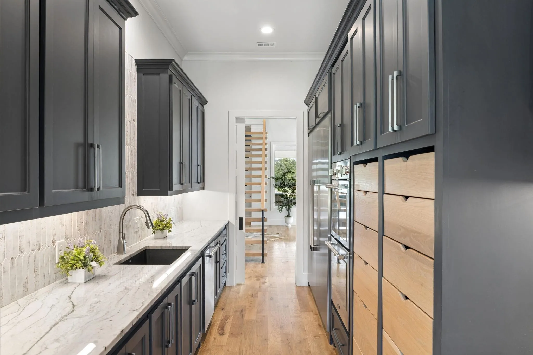 Single Family Residence For Sale in Denton County , 500 1&2 E Bob Jones Road, Southlake, Texas 76092, 4 Bedroom, 6 Bathroom, 4 Garage spaces, 6,644 Sqft, built in 2021, mls#21402182, Real Estate Agent in Southlake, Homes For Sale in Denton county, Homes For Sale in Southlake, Realtor in Southlake Texas, Real Estate Brokerage Independent Realty Texas, Luminita Cordes Realtor