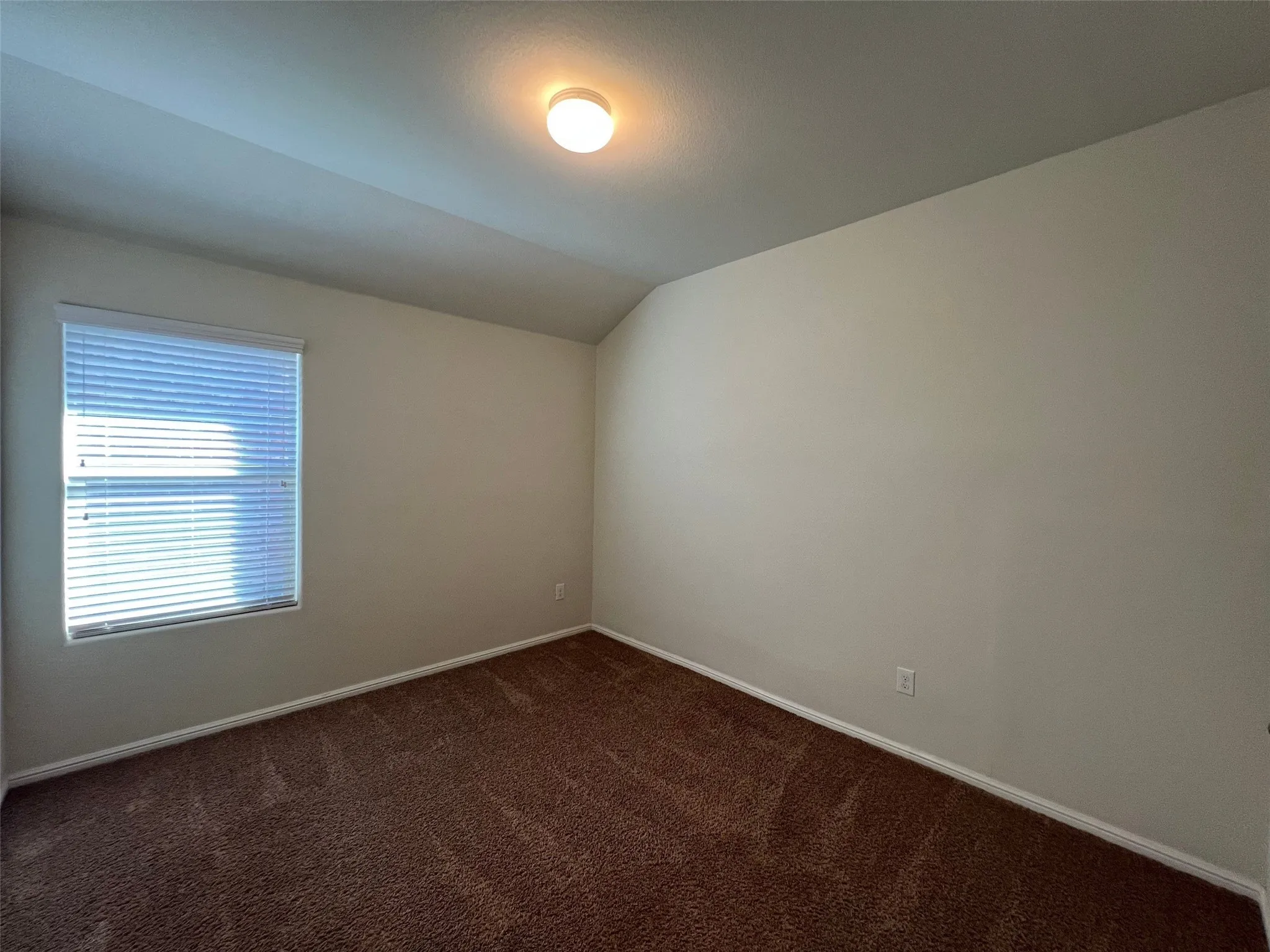 Single Family Residence For Rent in Tarrant County , 609 Buzzard Lake Trail, Fort Worth, Texas 76120, 3 Bedroom, 2 Bathroom, 2 Garage spaces, 1,710 Sqft, built in 2018, mls#21404512, Real Estate Agent in Fort Worth, Homes For Rent in Tarrant county, Homes For Rent in Fort Worth, Realtor in Fort Worth Texas, Real Estate Brokerage Independent Realty Texas, Luminita Cordes Realtor