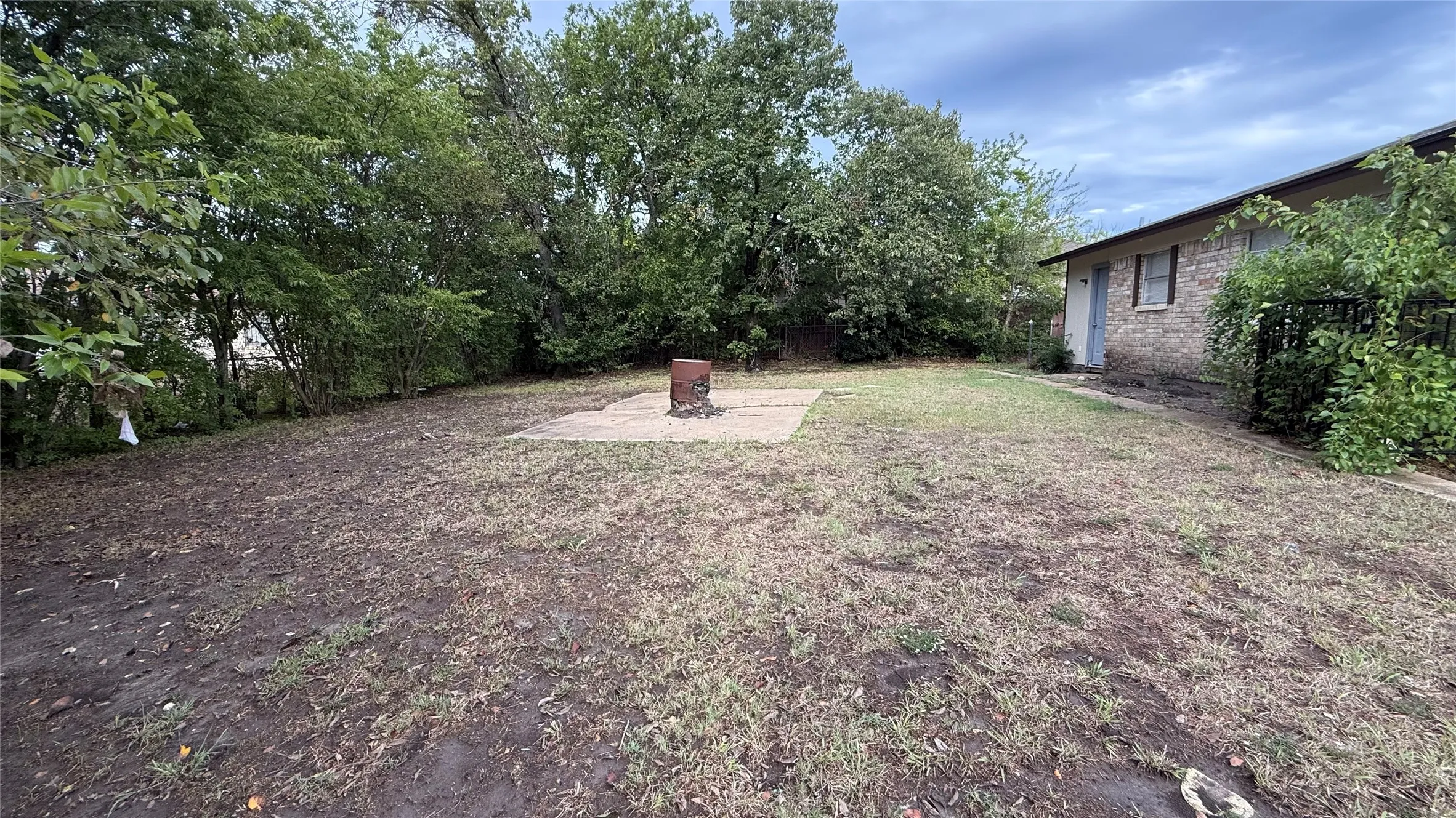 Single Family Residence For Sale in Hunt County , 4916 Mcdougal Street, Greenville, Texas 75401, 4 Bedroom, 2 Bathroom, Garage spaces, 1,266 Sqft, built in 1975, mls#21403590, Real Estate Agent in Greenville, Homes For Sale in Hunt county, Homes For Sale in Greenville, Realtor in Greenville Texas, Real Estate Brokerage Independent Realty Texas, Luminita Cordes Realtor