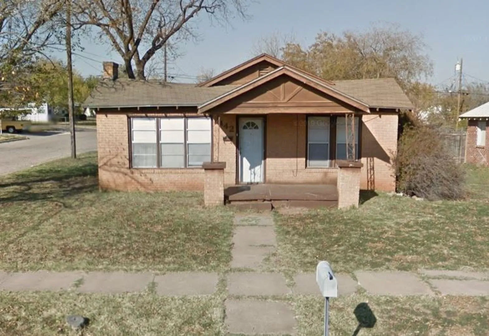 Single Family Residence For Rent in Taylor County , 1442 N 19th Street, Abilene, Texas 79601, 2 Bedroom, 1 Bathroom, Garage spaces, 1,155 Sqft, built in 1940, mls#21404517, Real Estate Agent in Abilene, Homes For Rent in Taylor county, Homes For Rent in Abilene, Realtor in Abilene Texas, Real Estate Brokerage Independent Realty Texas, Luminita Cordes Realtor