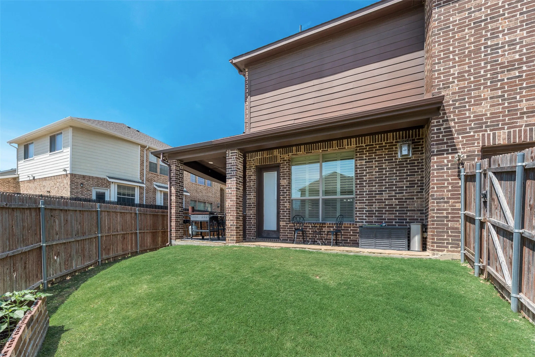 Single Family Residence For Sale in Dallas County , 5056 Empire Way, Irving, Texas 75038, 7 Bedroom, 6 Bathroom, 2 Garage spaces, 4,187 Sqft, built in 2013, mls#21404348, Real Estate Agent in Irving, Homes For Sale in Dallas county, Homes For Sale in Irving, Realtor in Irving Texas, Real Estate Brokerage Independent Realty Texas, Luminita Cordes Realtor