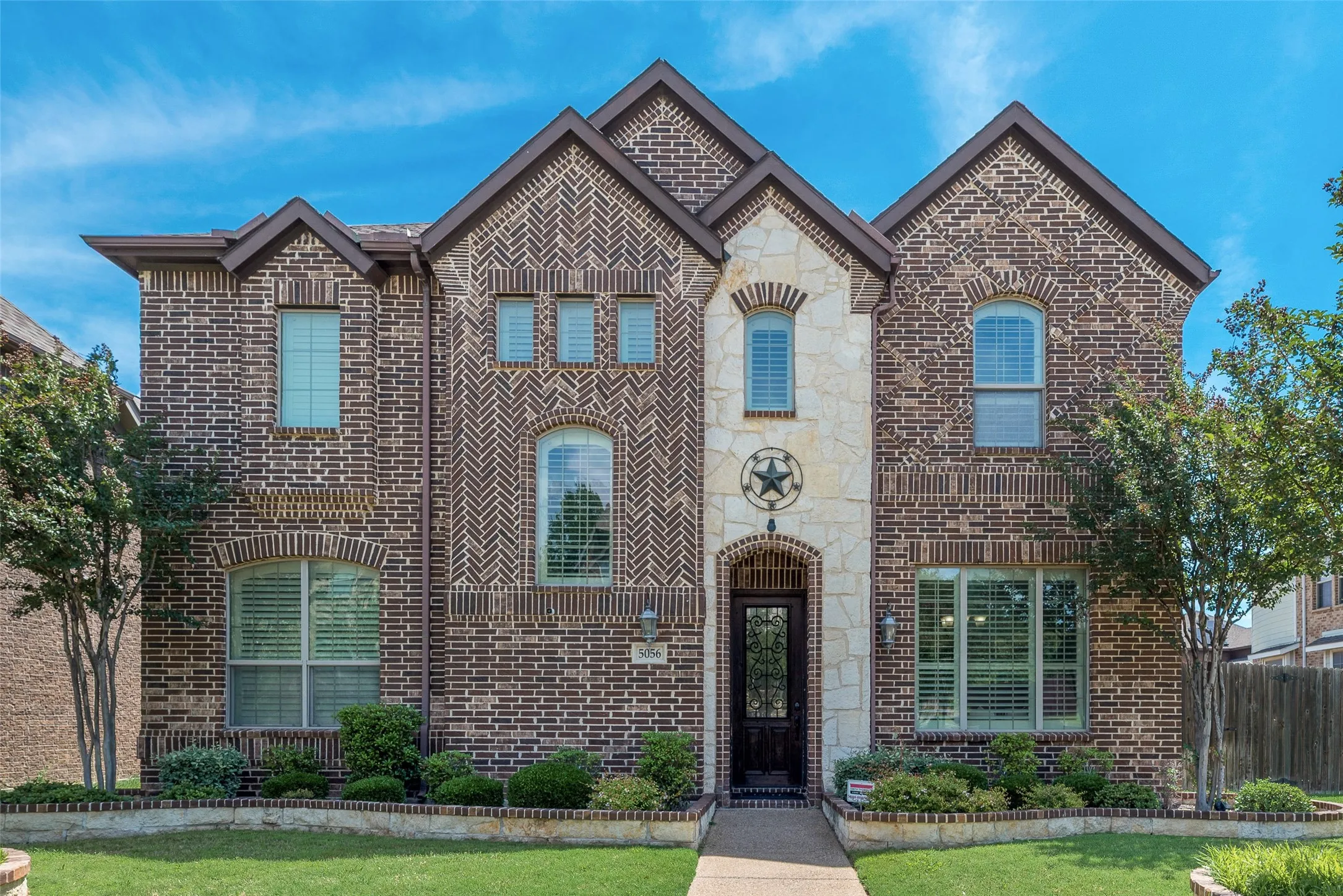 Single Family Residence For Sale in Dallas County , 5056 Empire Way, Irving, Texas 75038, 7 Bedroom, 6 Bathroom, 2 Garage spaces, 4,187 Sqft, built in 2013, mls#21404348, Real Estate Agent in Irving, Homes For Sale in Dallas county, Homes For Sale in Irving, Realtor in Irving Texas, Real Estate Brokerage Independent Realty Texas, Luminita Cordes Realtor